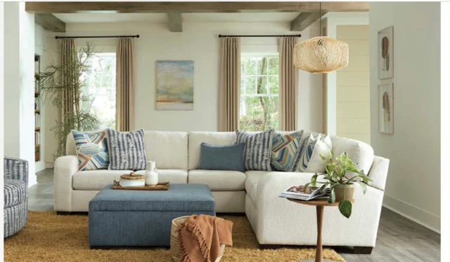 1046 Sectional in Cream
