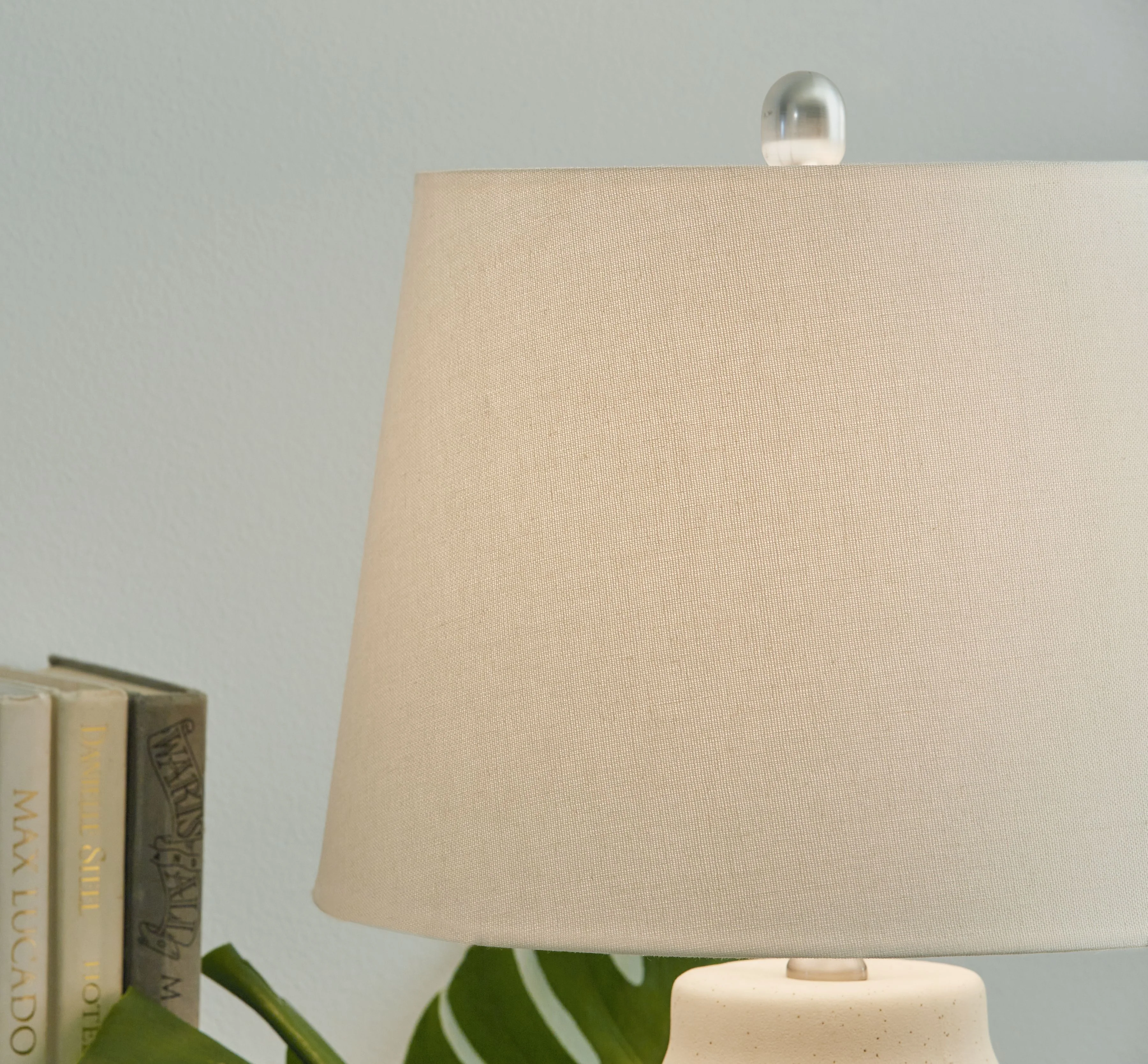 Afener - Ceramic Table Lamp (Set of 2) - Blue / Beige - Image 4