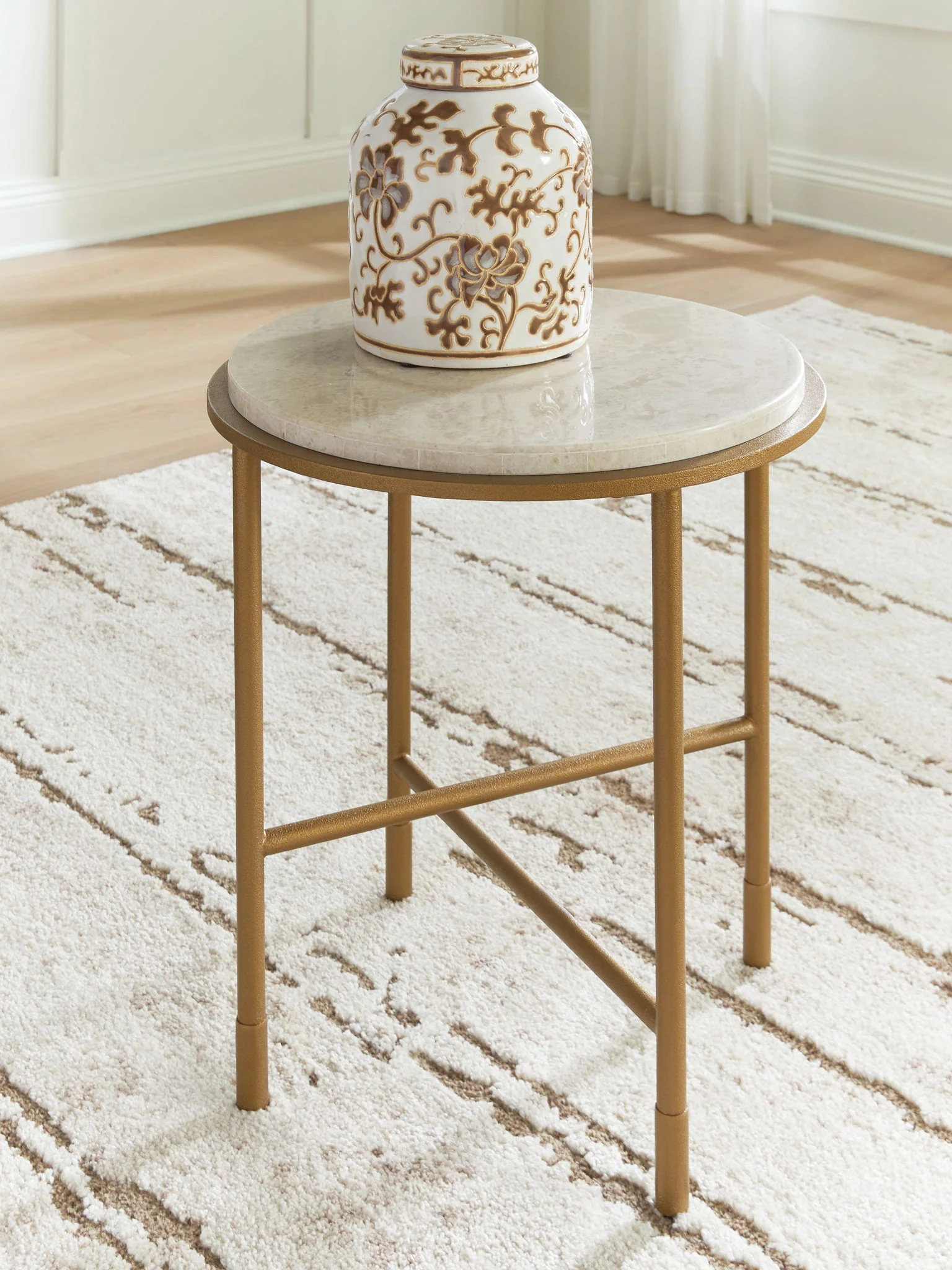 Alben - Round Table - Image 6