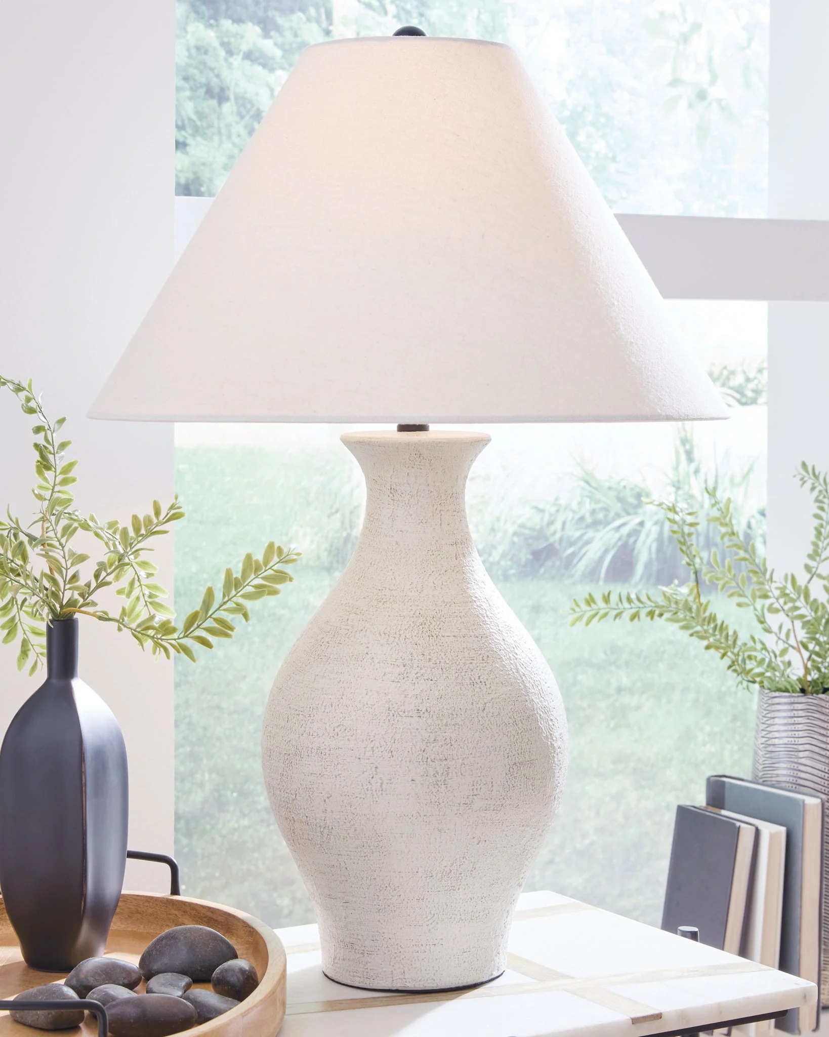 Ashbend - Ceramic Table Lamp - Antique White - Image 3
