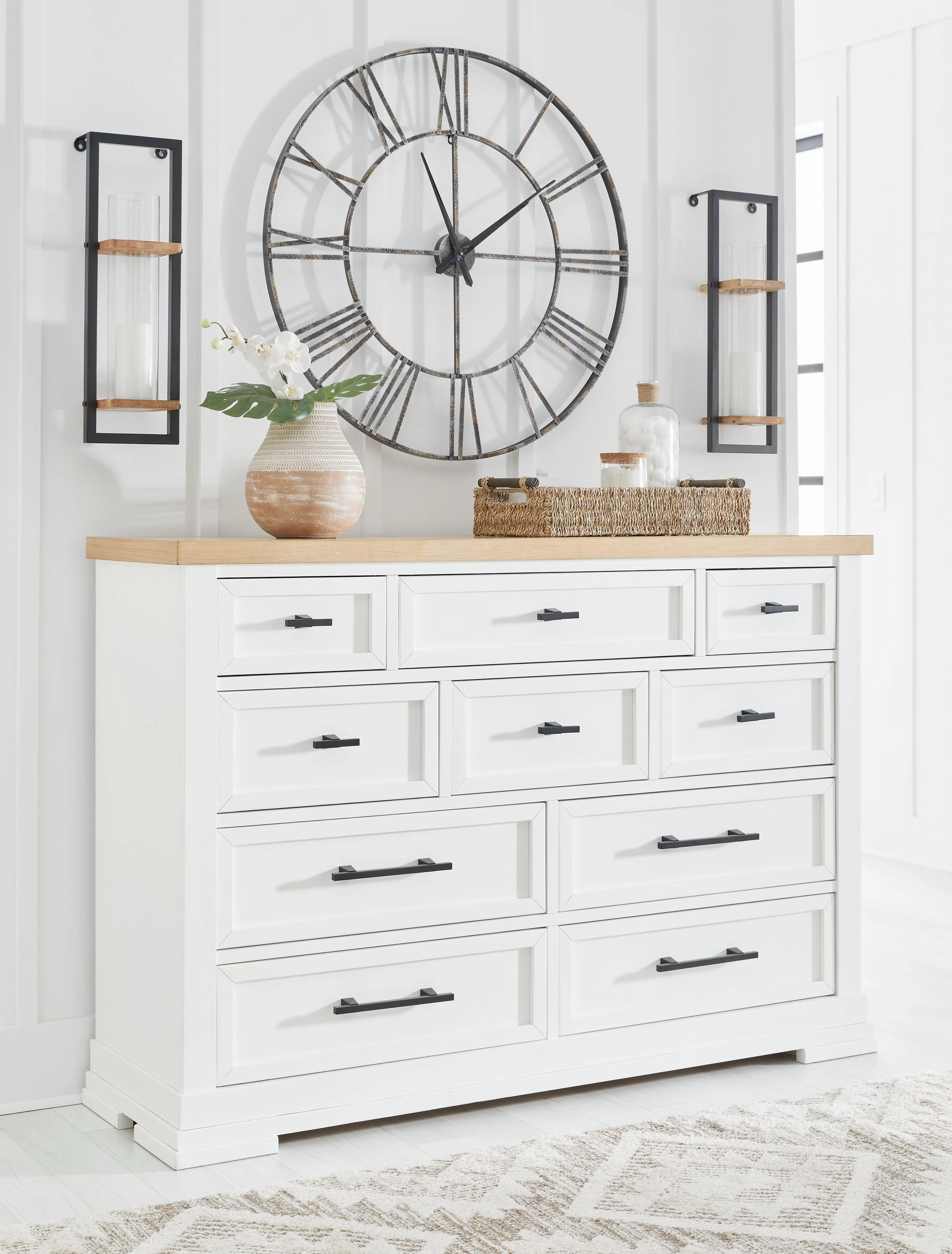 Ashbryn - Dresser - White / Natural - Image 2