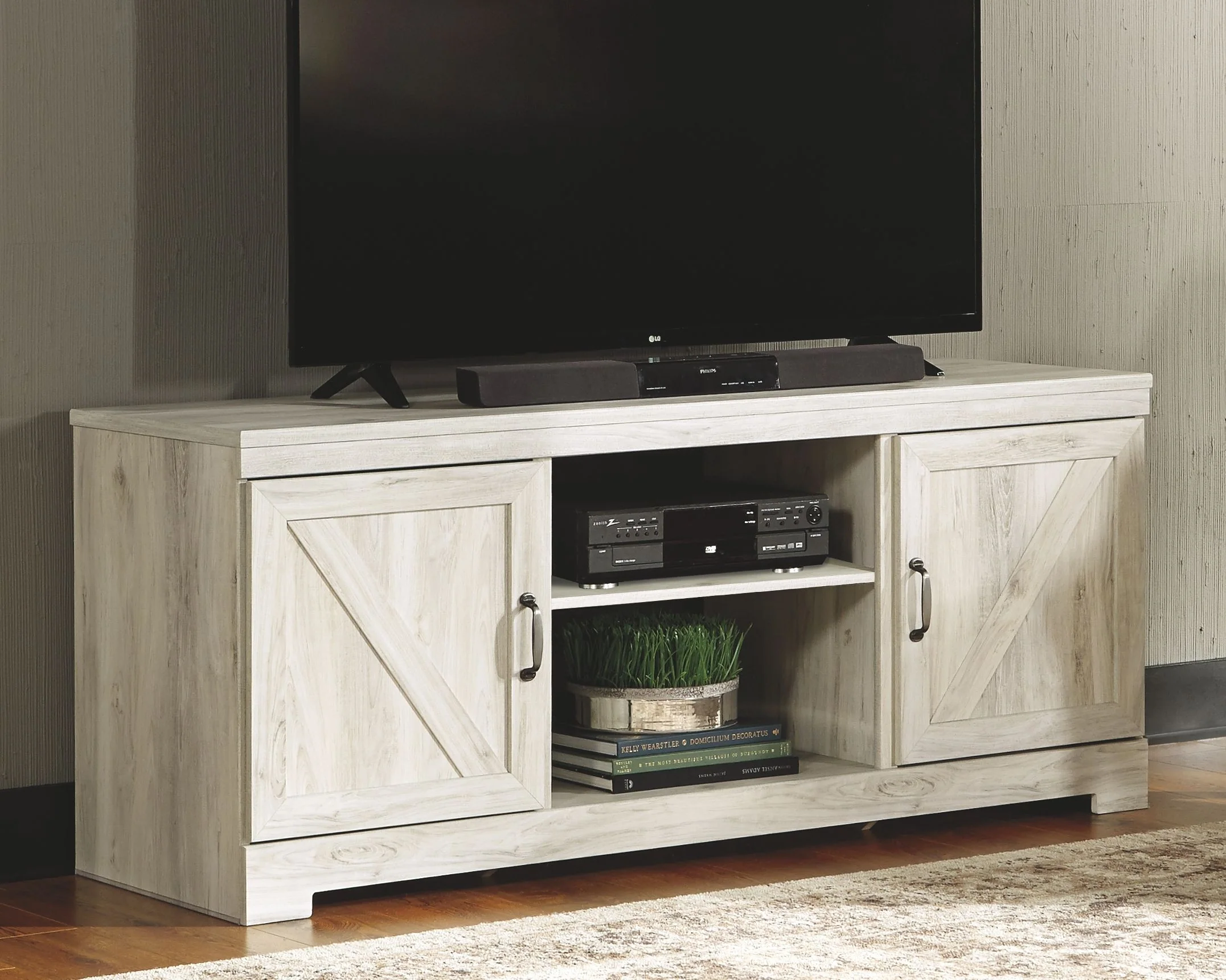 Bellaby - Entertainment Center - Image 10