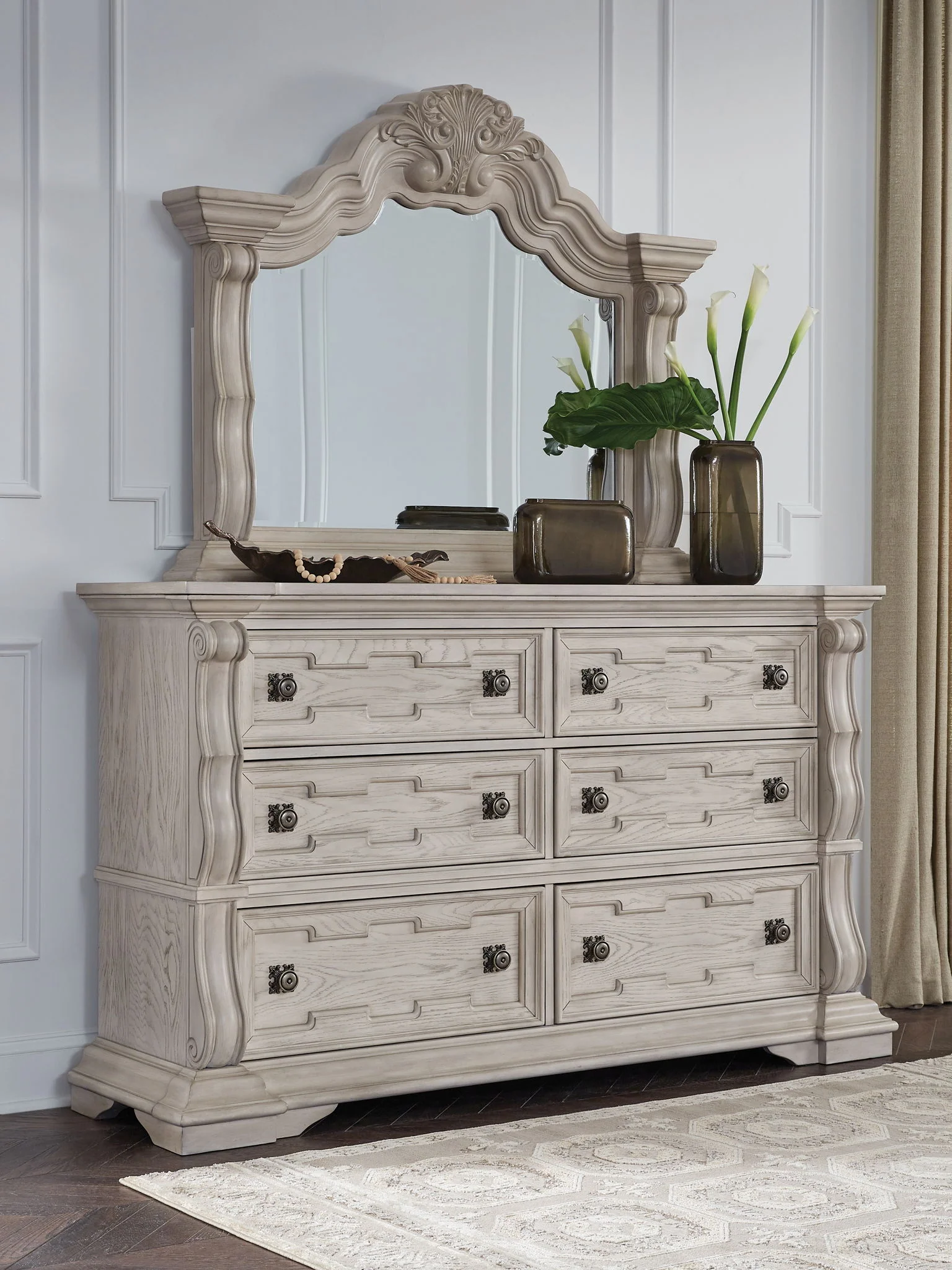 Bruchandi - Dresser - Image 7