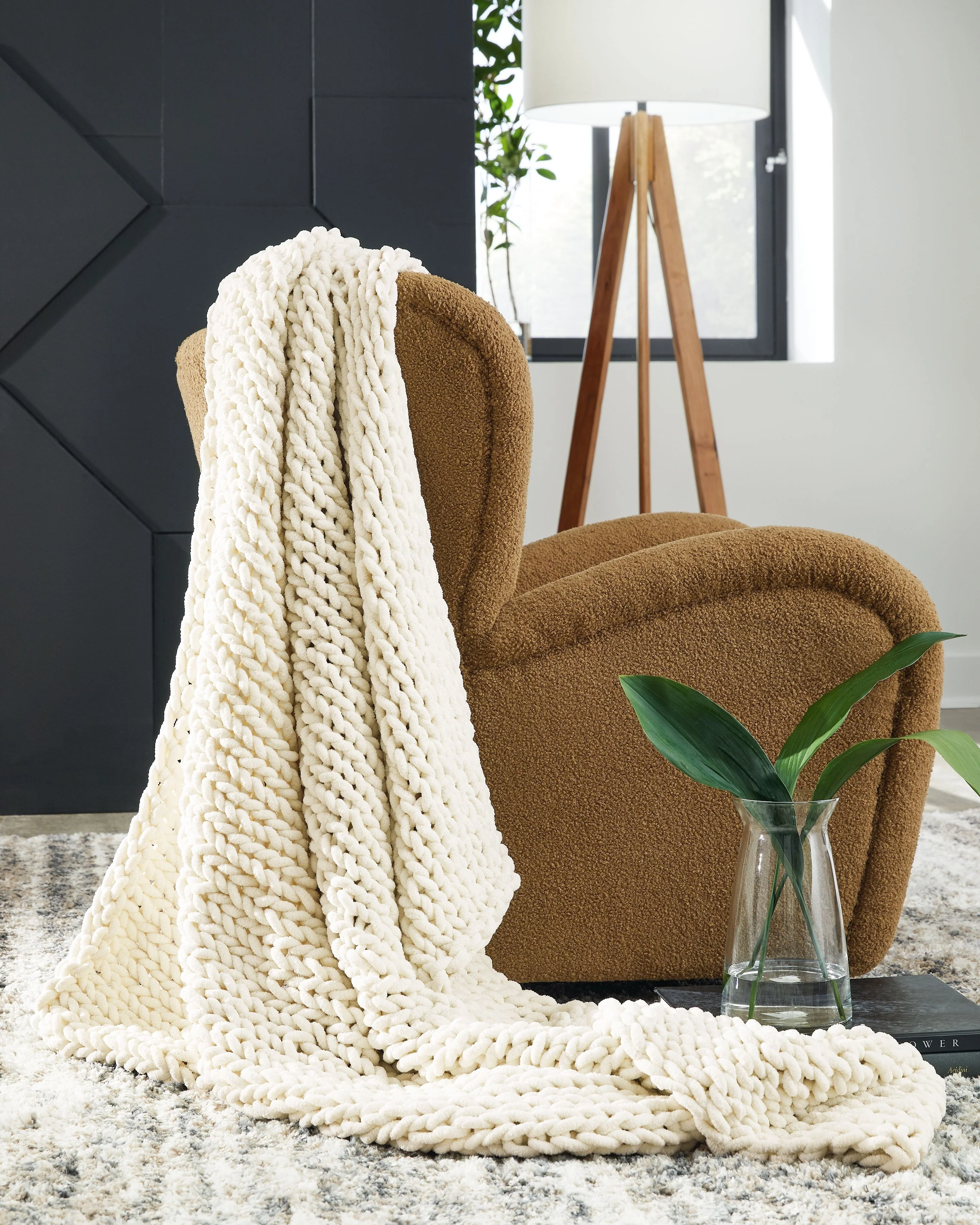 Chaddon - Throw - Image 4