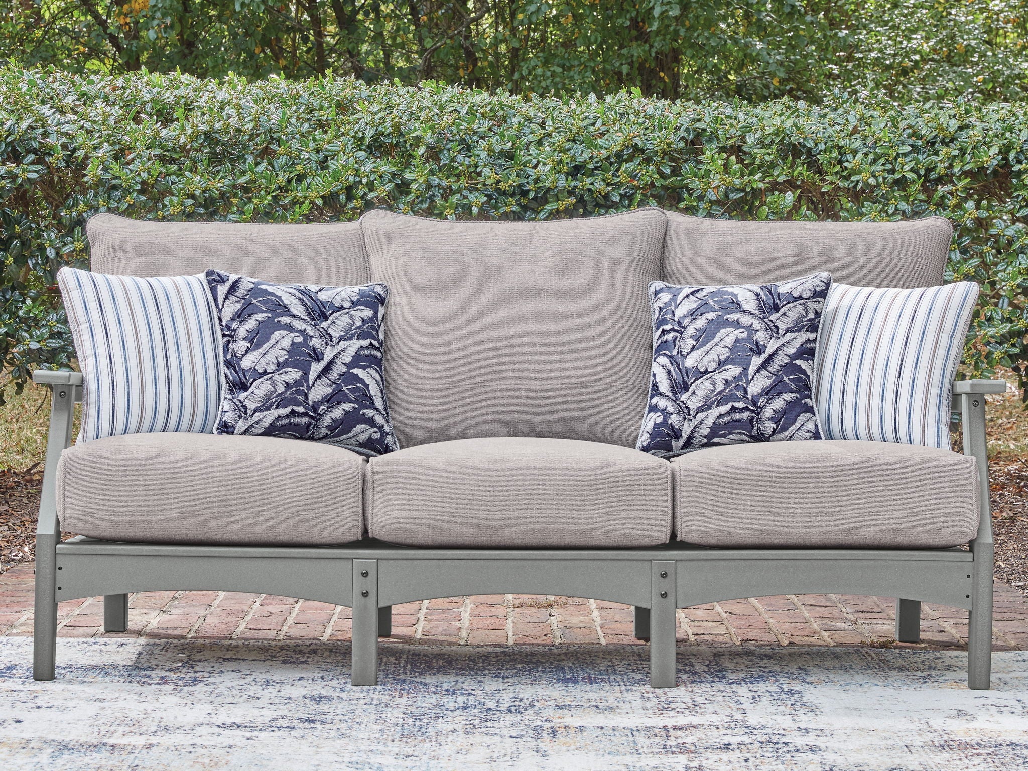 Cove Beach - Sofa With Cushion - Gray - Image 2