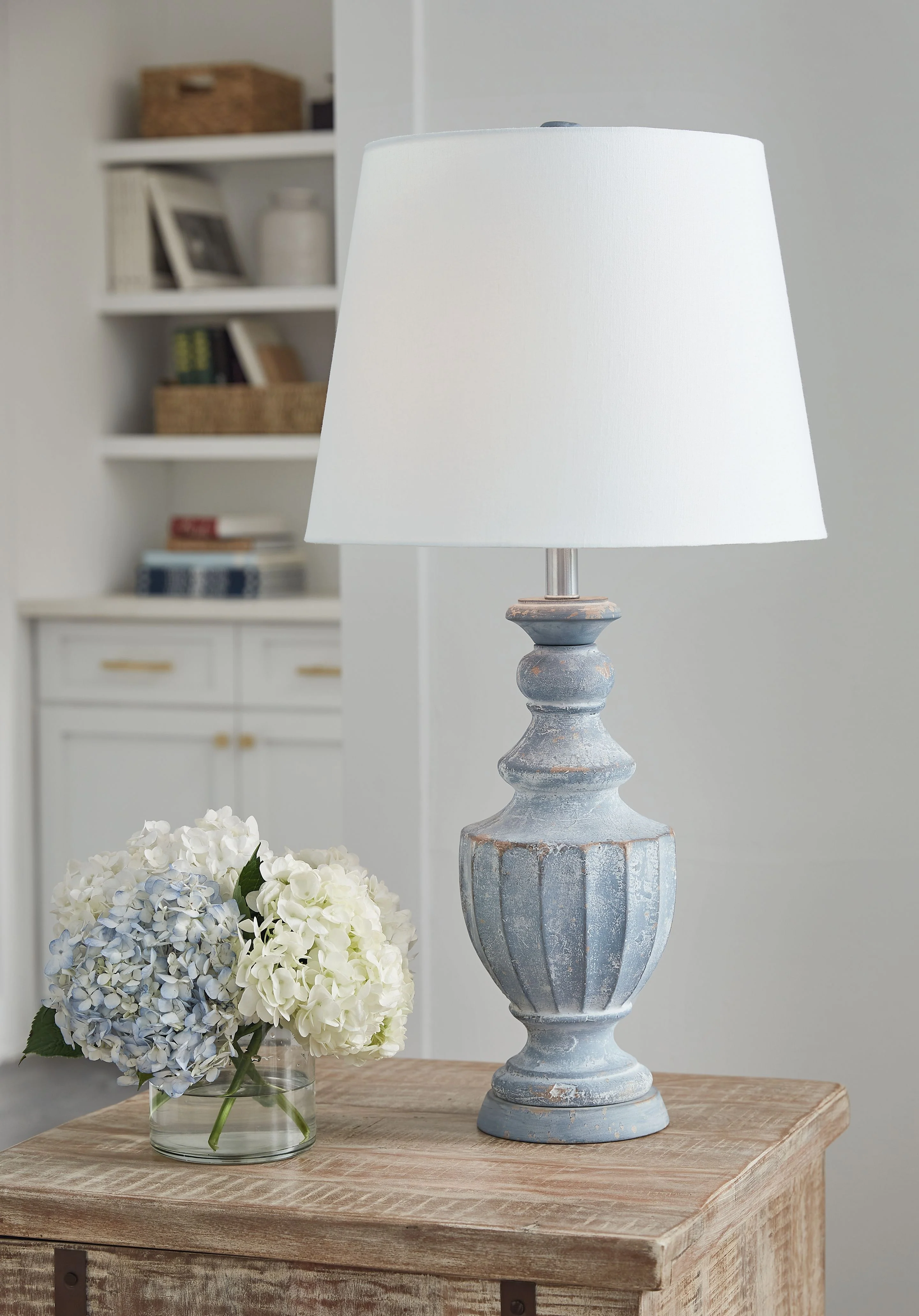 Cylerick - Terracotta Table Lamp - Antique Blue - Image 3