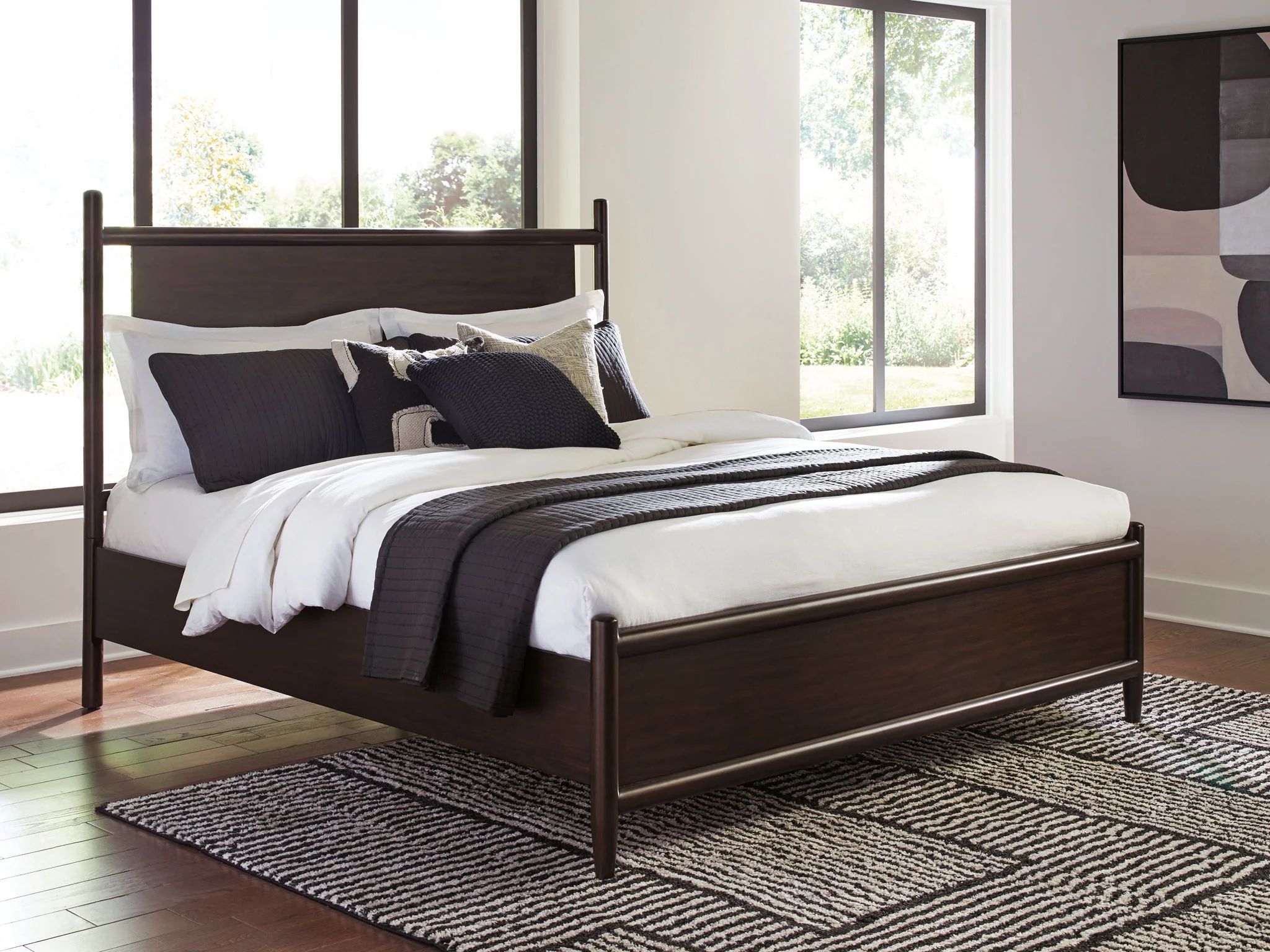 Dantenton - Panel Bed - Image 3