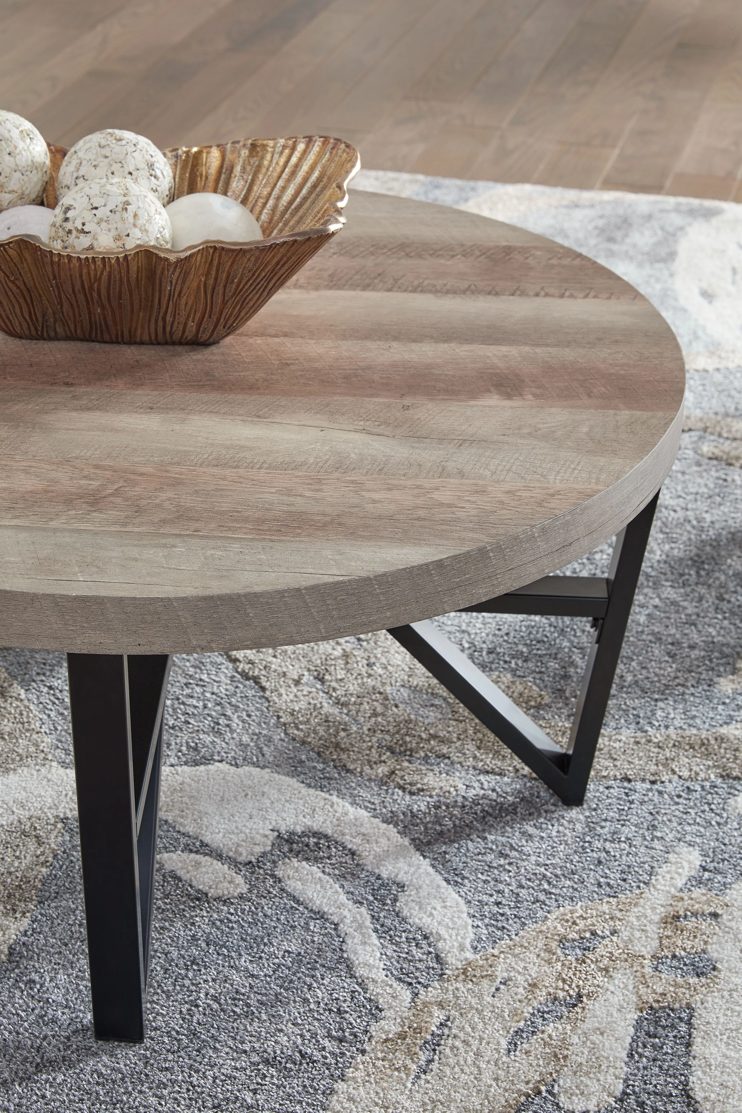 Deanlee - Occasional Table Set (Set of 3) - Grayish Brown / Black - Image 2