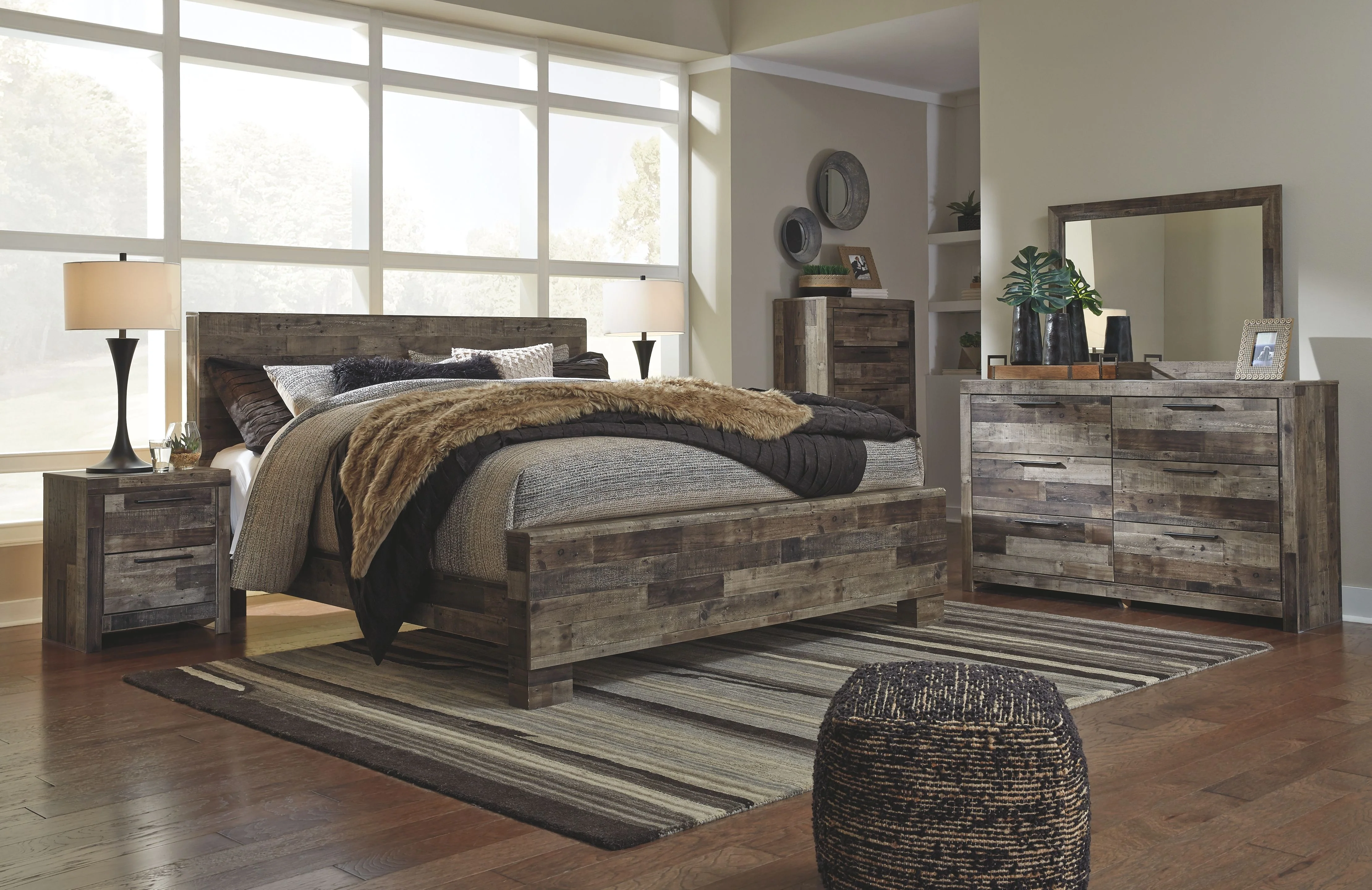 Derekson - Panel Bedroom Set - Image 4