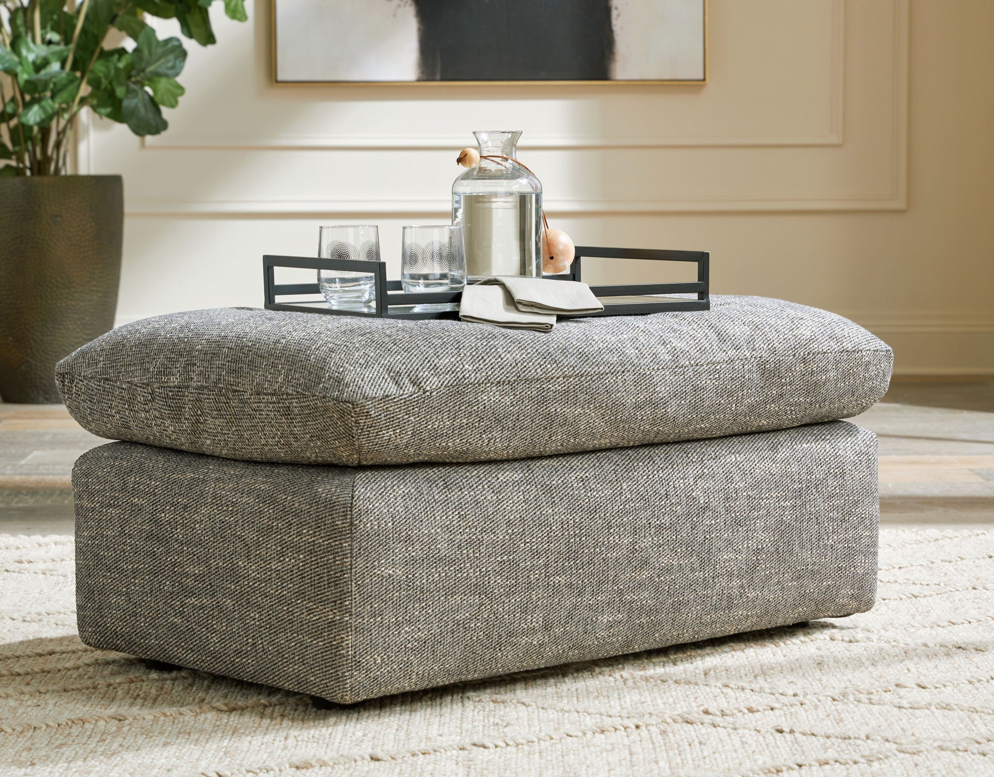 Dramatic - Living Room Set - Image 9