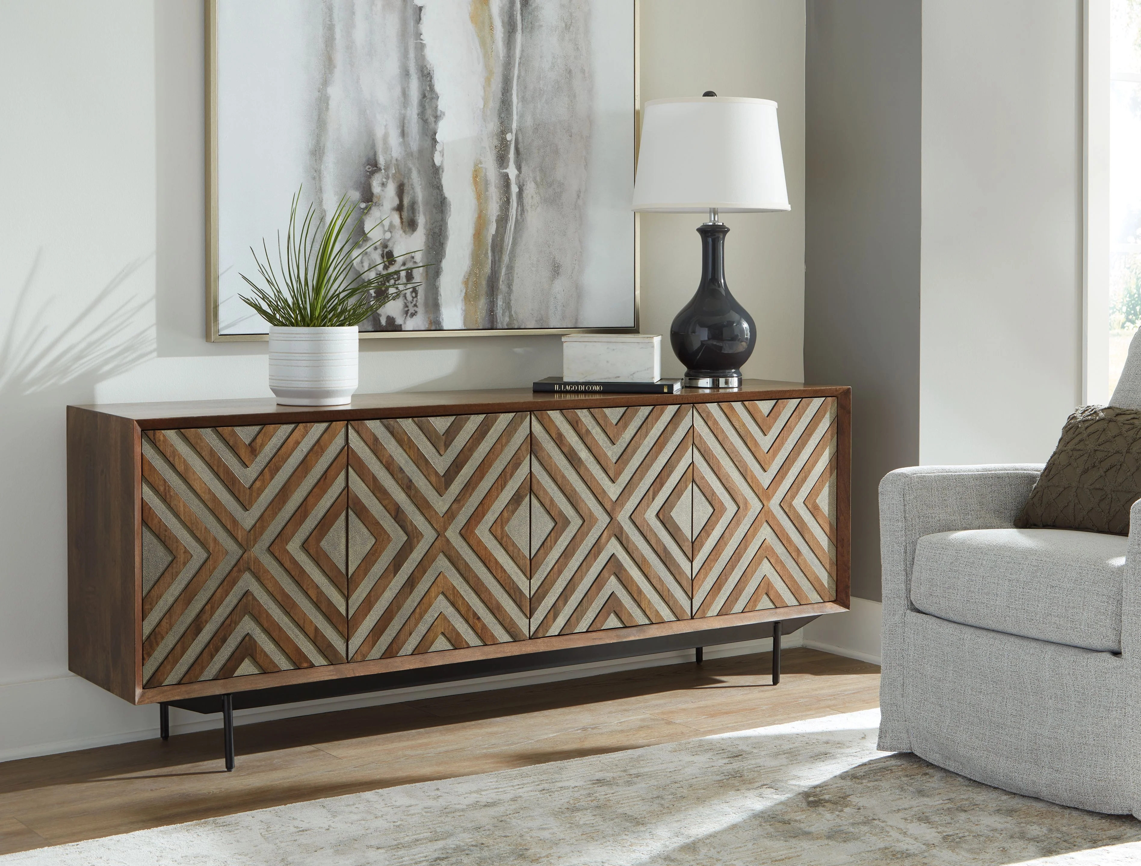 Dreggan - Accent Cabinet - Brown / Gold Finish - Image 3