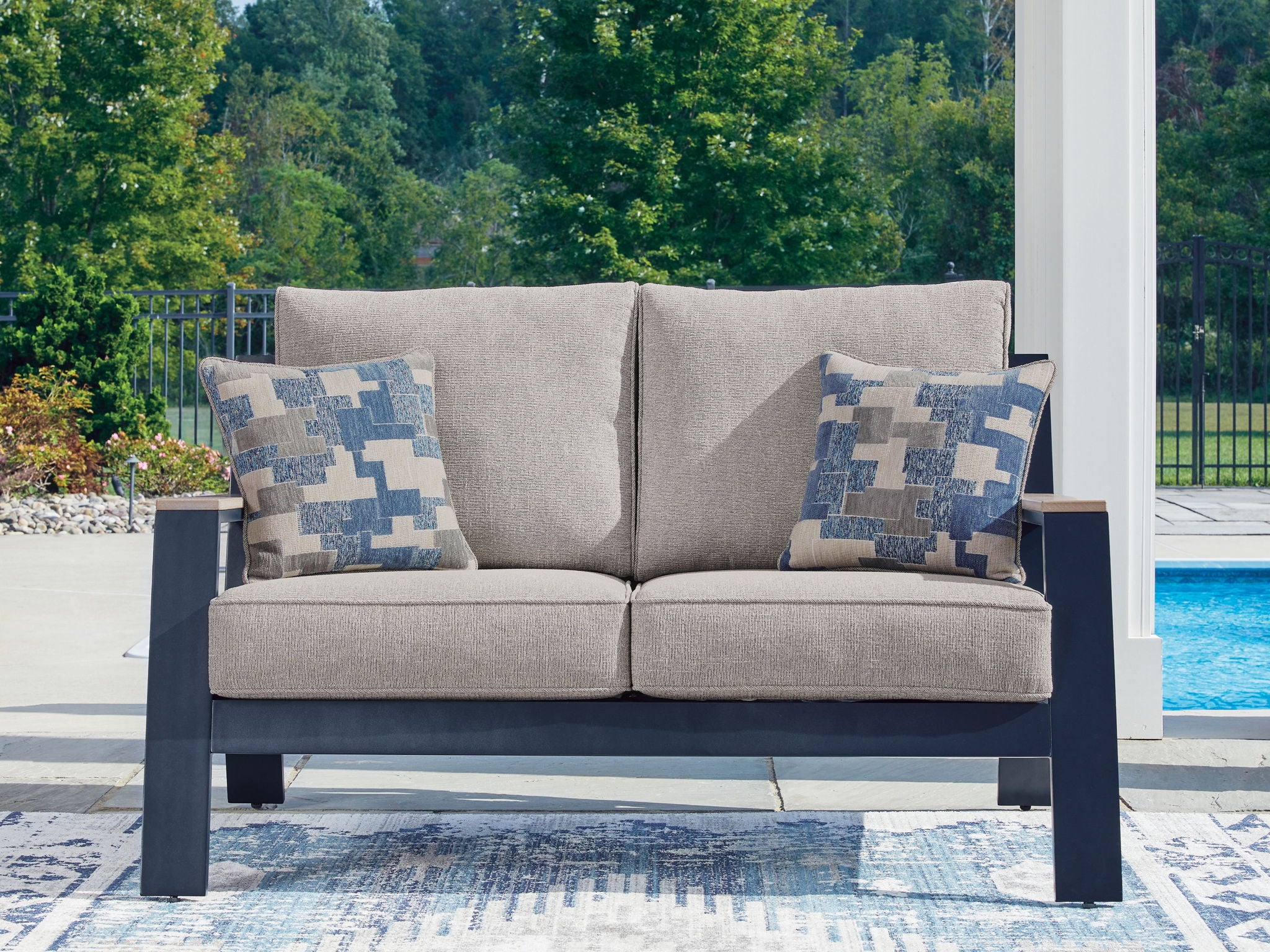 East Beach - Loveseat With Cushion - Blue - Image 4