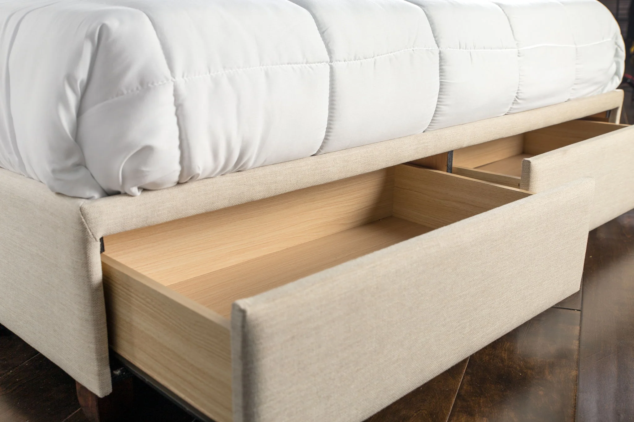 Elise - Upholstered King Storage Bed In A Box - Cream - Image 3
