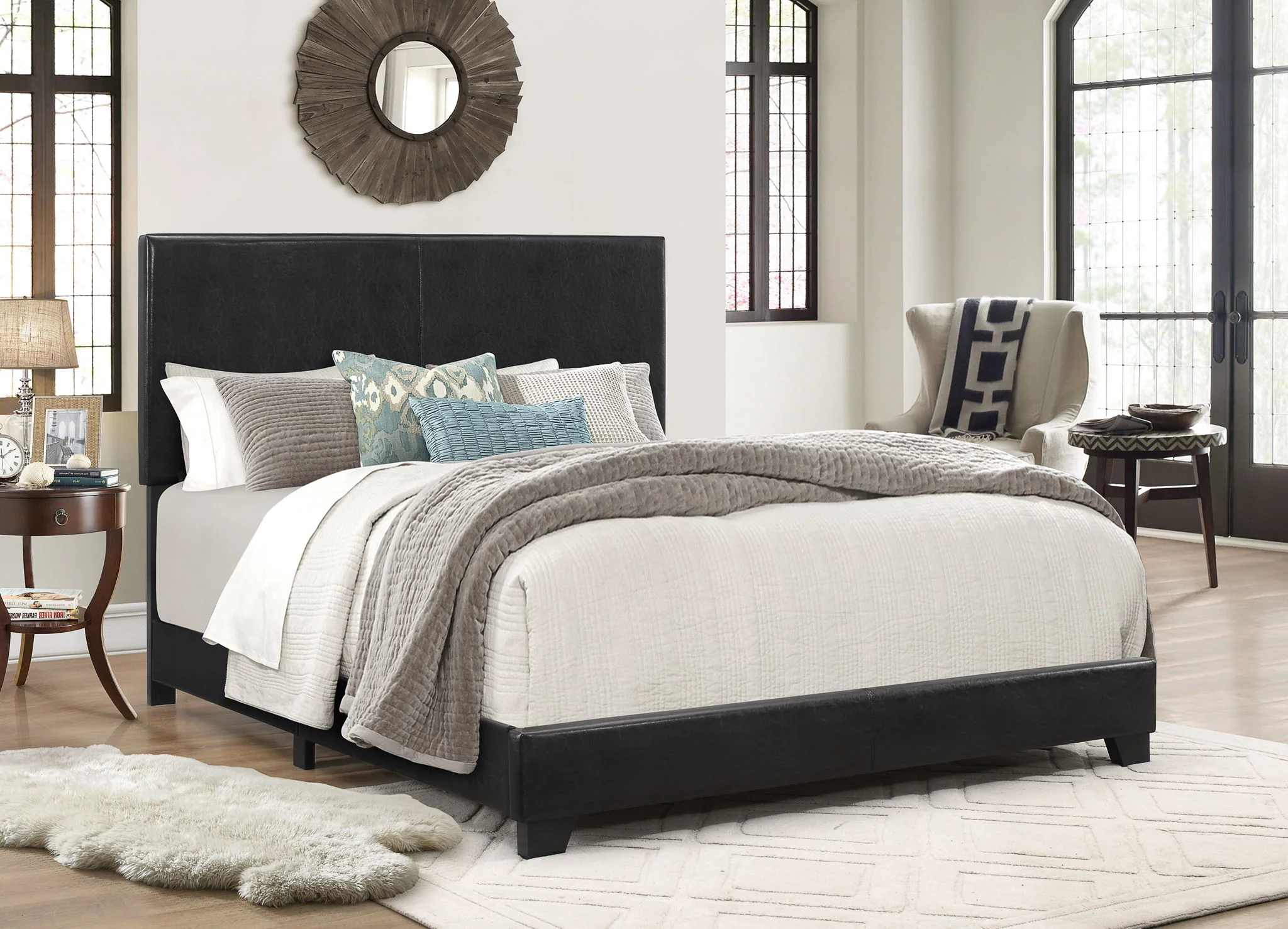 Erin - California King Bed - Black