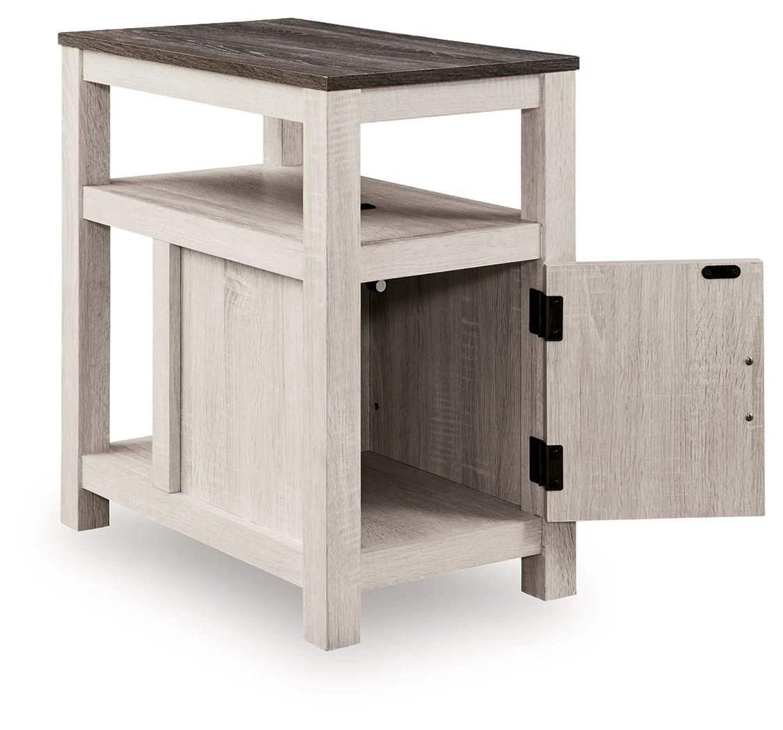 Fendenmore - Chair Side End Table - Image 5