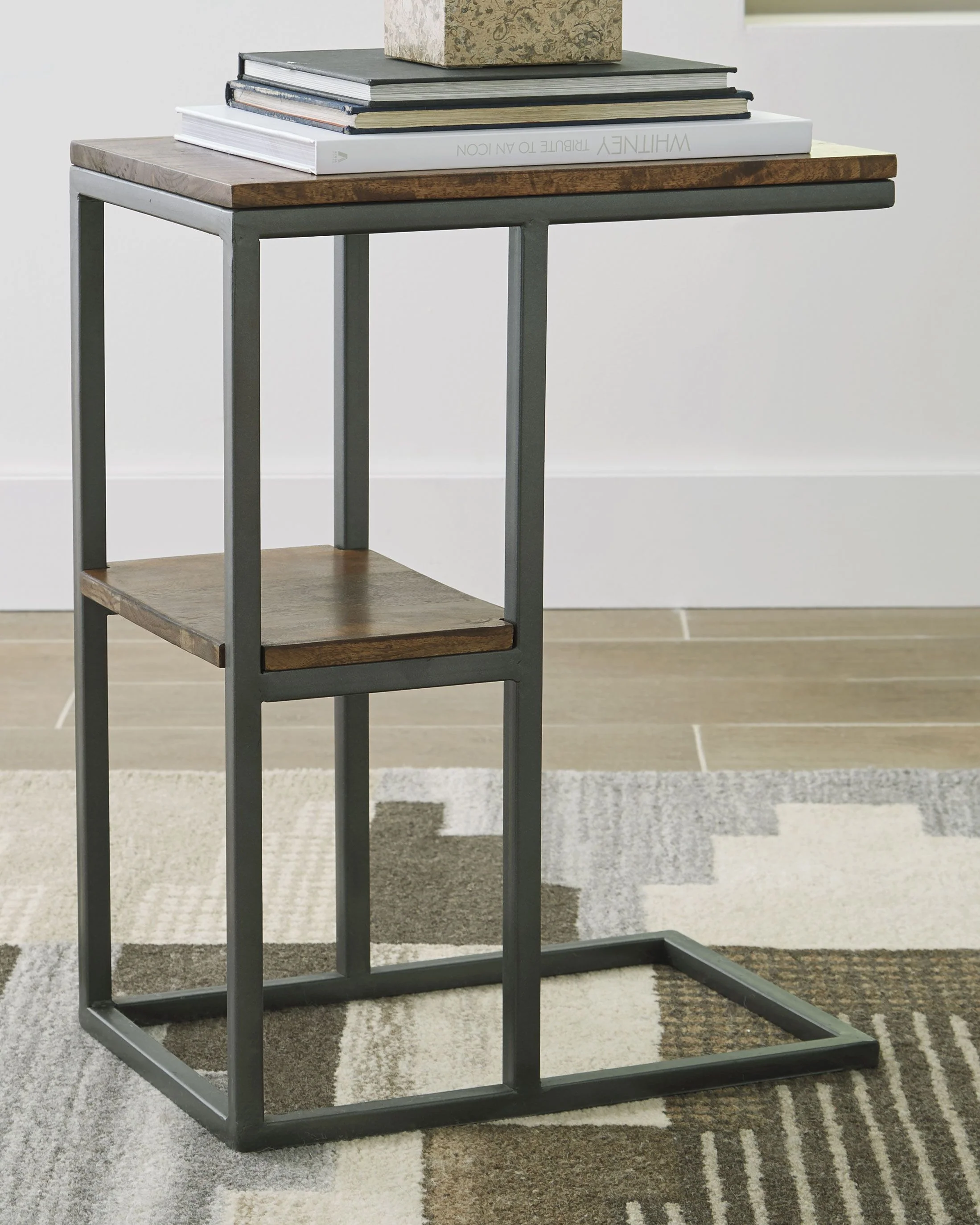 Forestmin - Accent Table - Natural / Black - Image 3