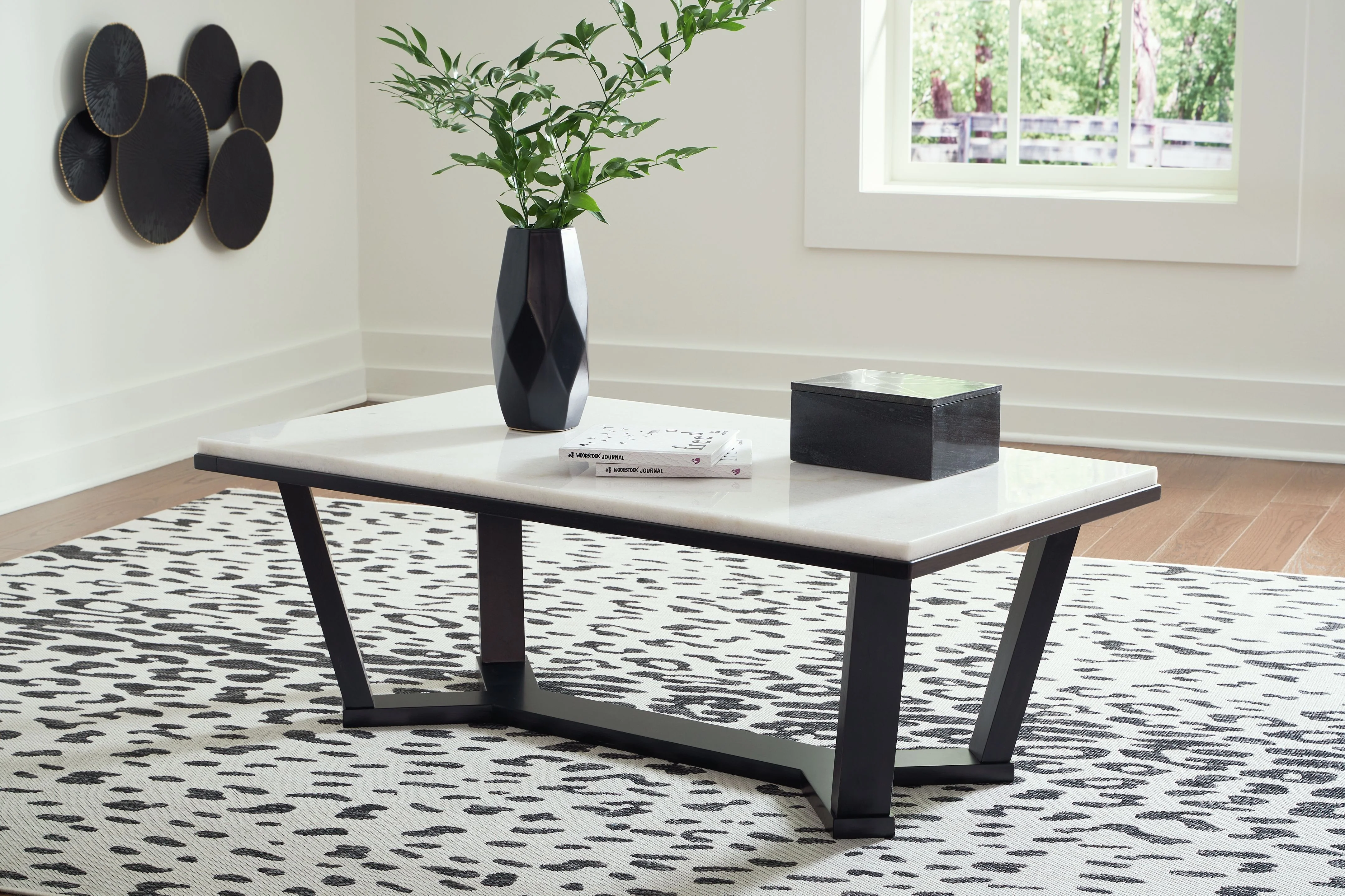 Fostead - Rectangular Cocktail Table - White / Espresso - Image 4