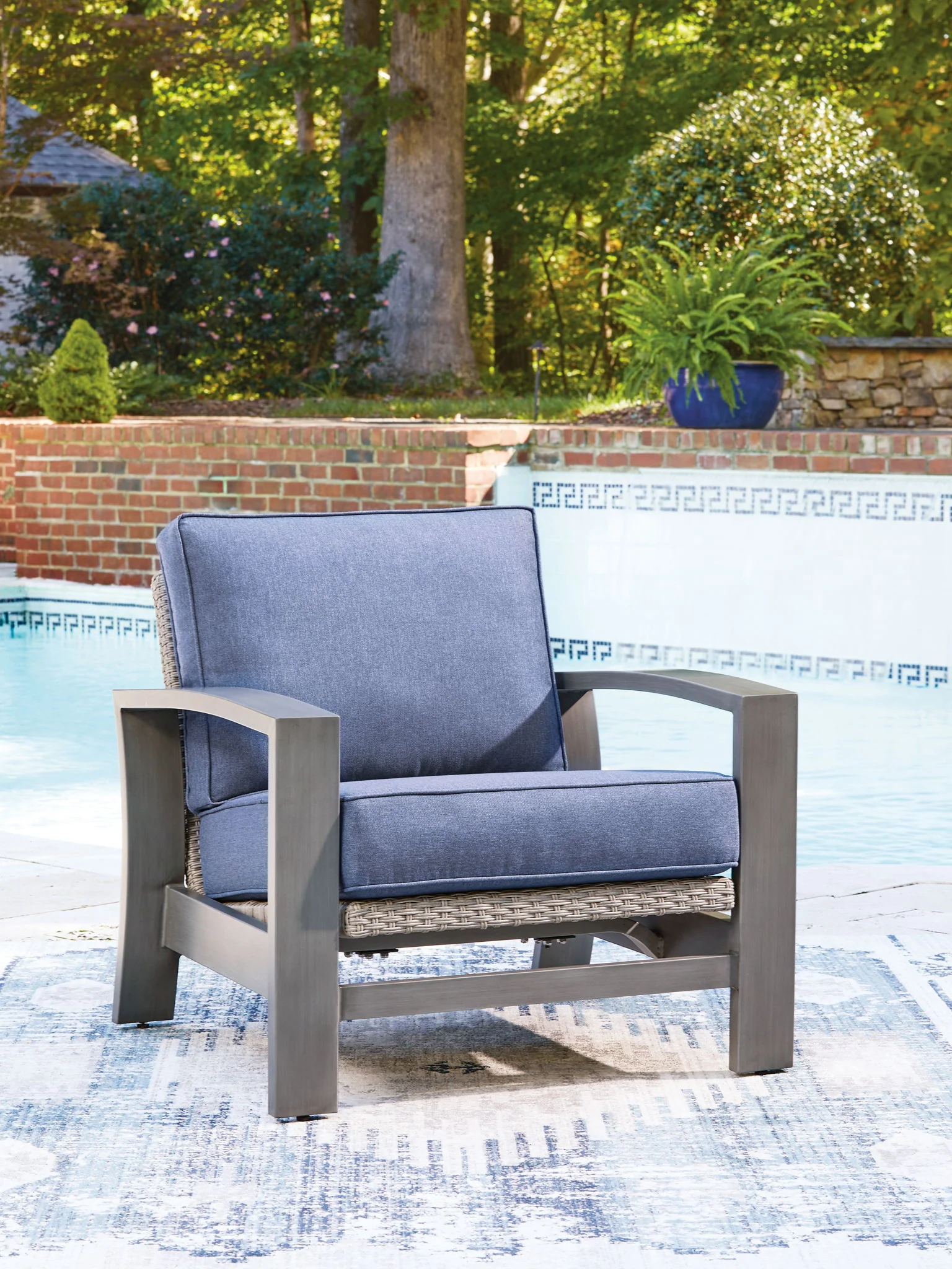 Half Moon Beach - Spring Lounge Chair - Blue / Gray - Image 4