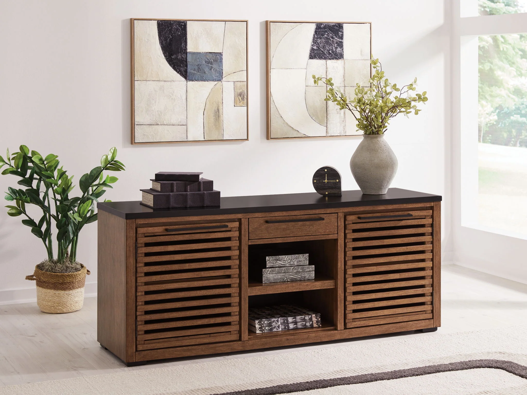 Kallari - Credenza - Image 7