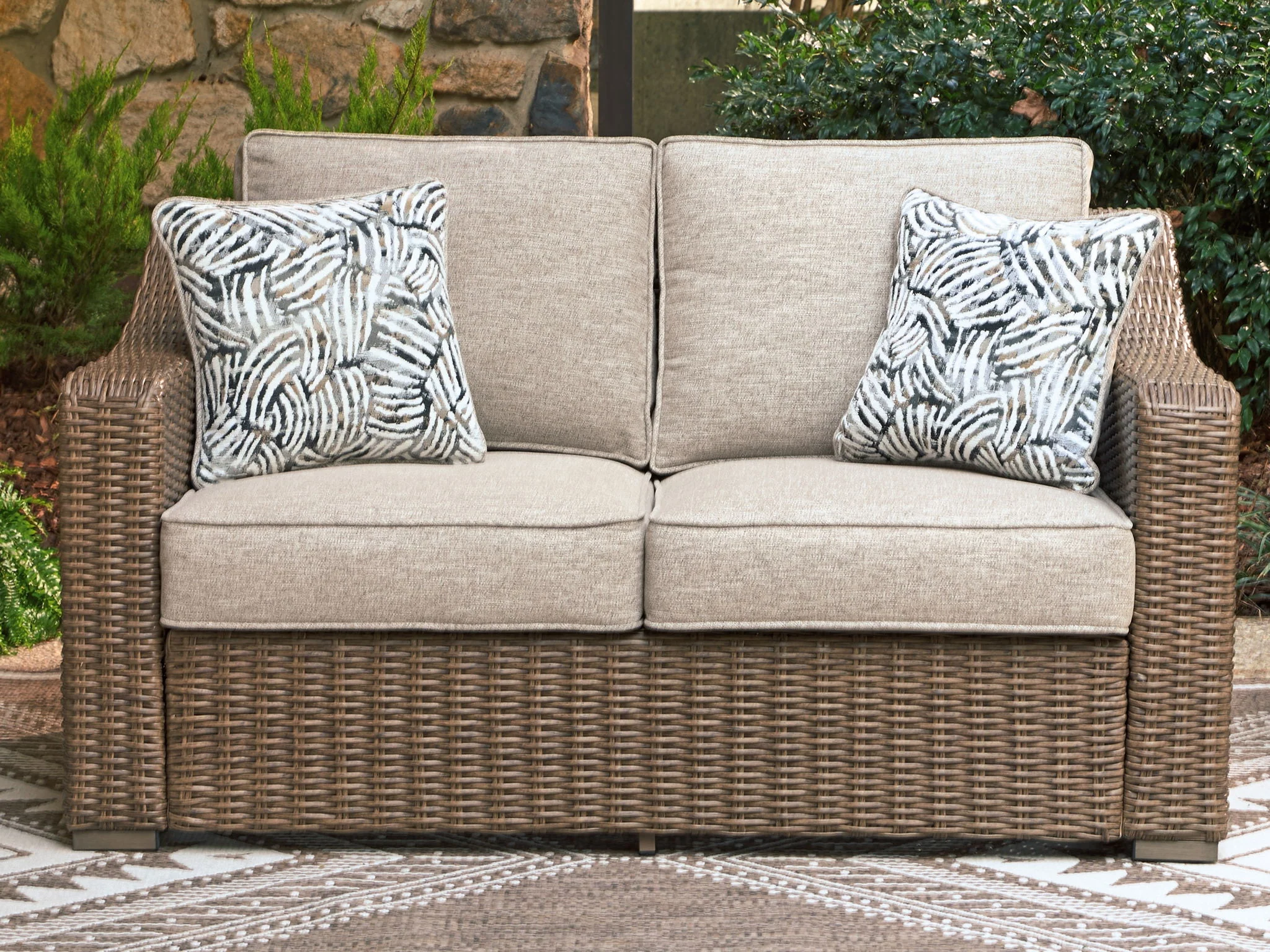 Laguna Heights - Loveseat With Cushion - Beige - Image 2