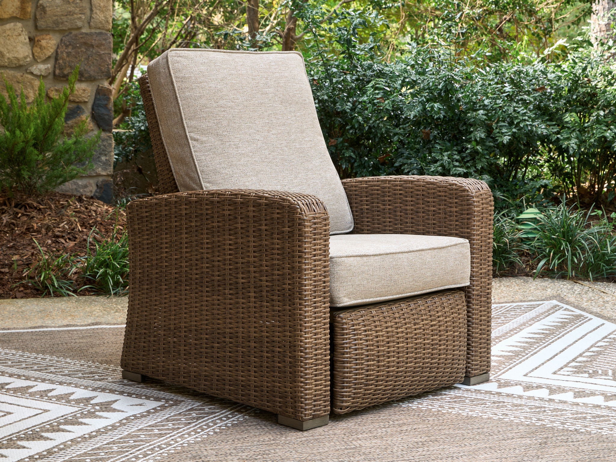 Laguna Heights - Recliner - Beige - Image 3