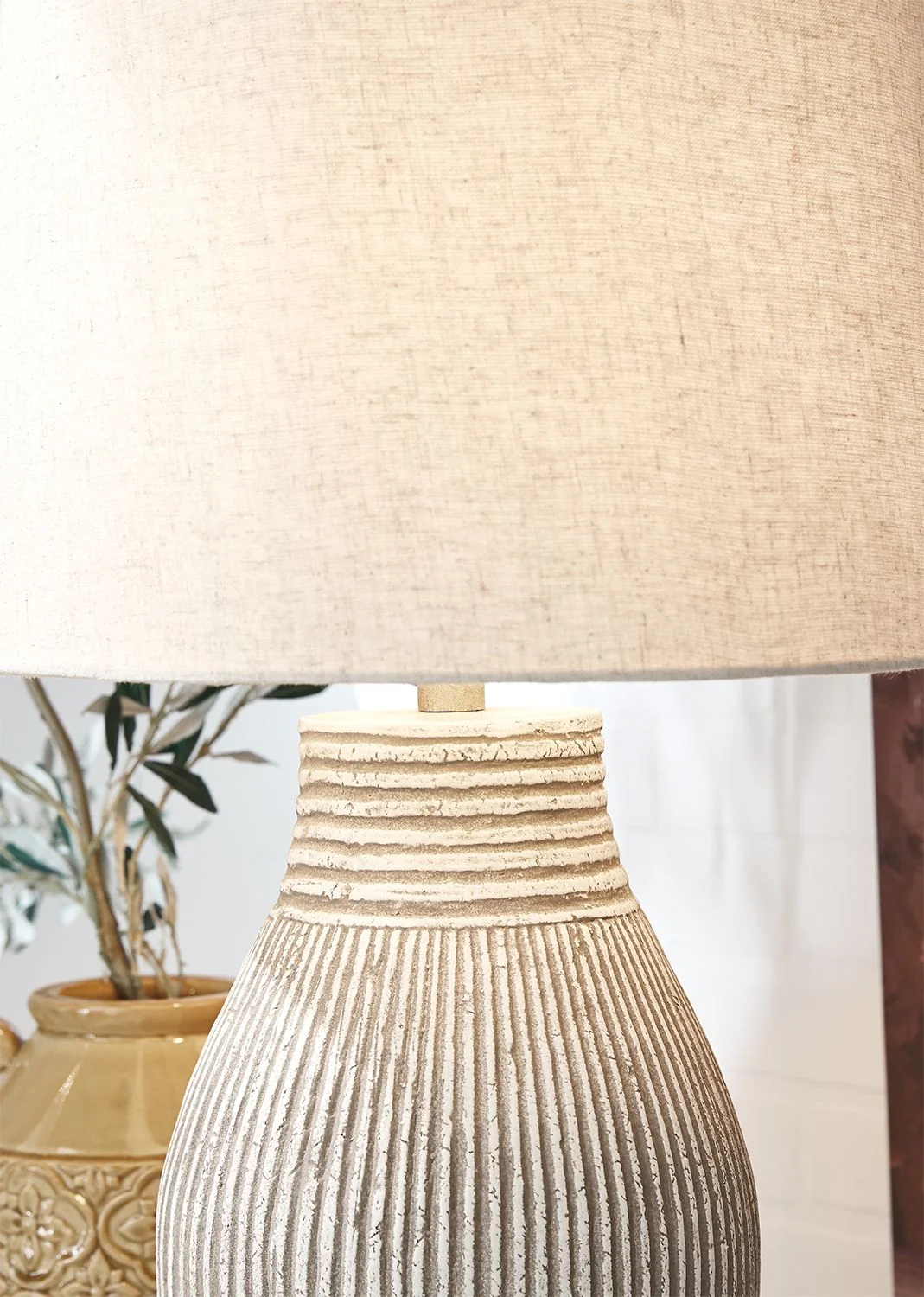Layal - Paper Table Lamp  - Beige - Image 3