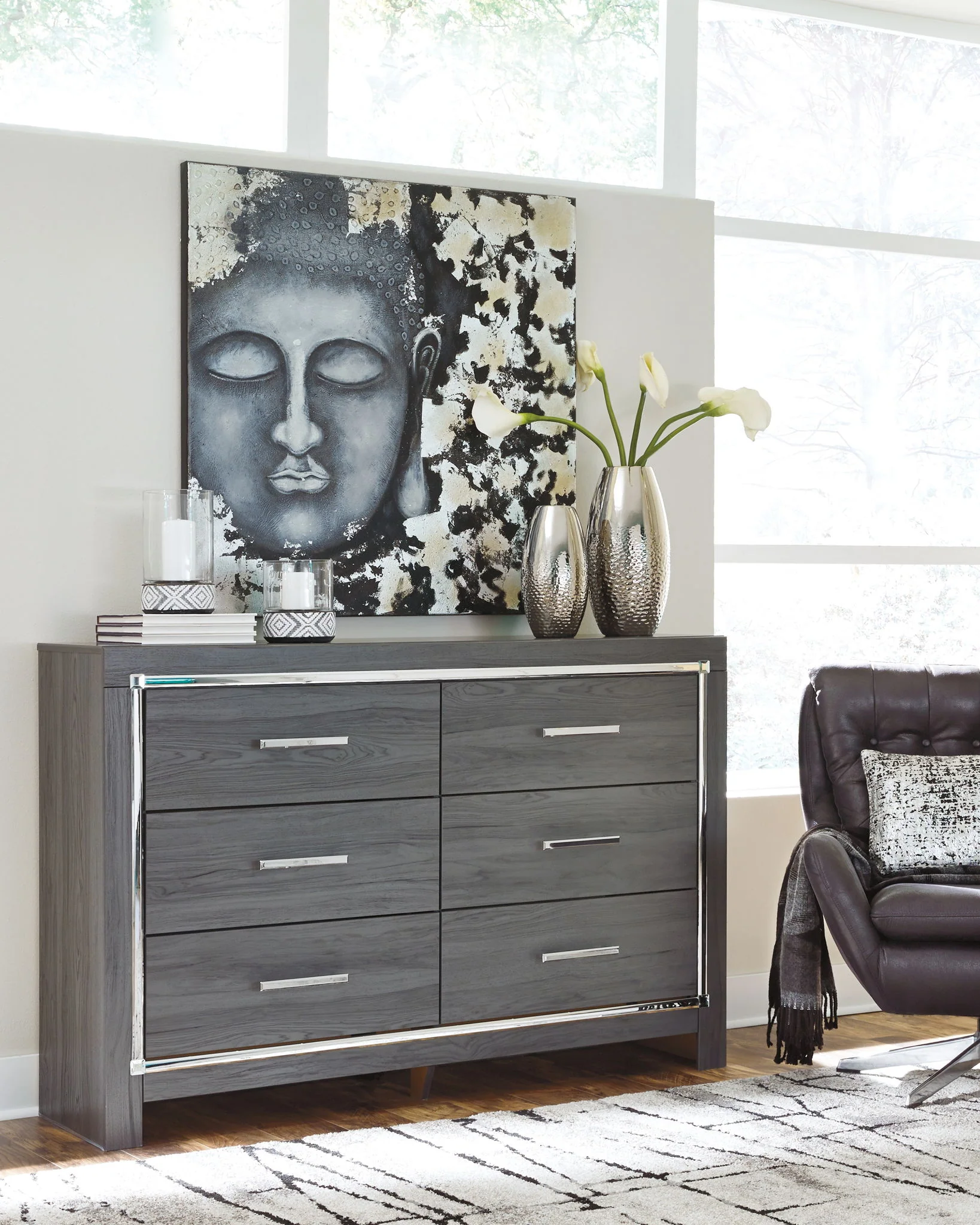 Lodanna - Dresser - Image 8