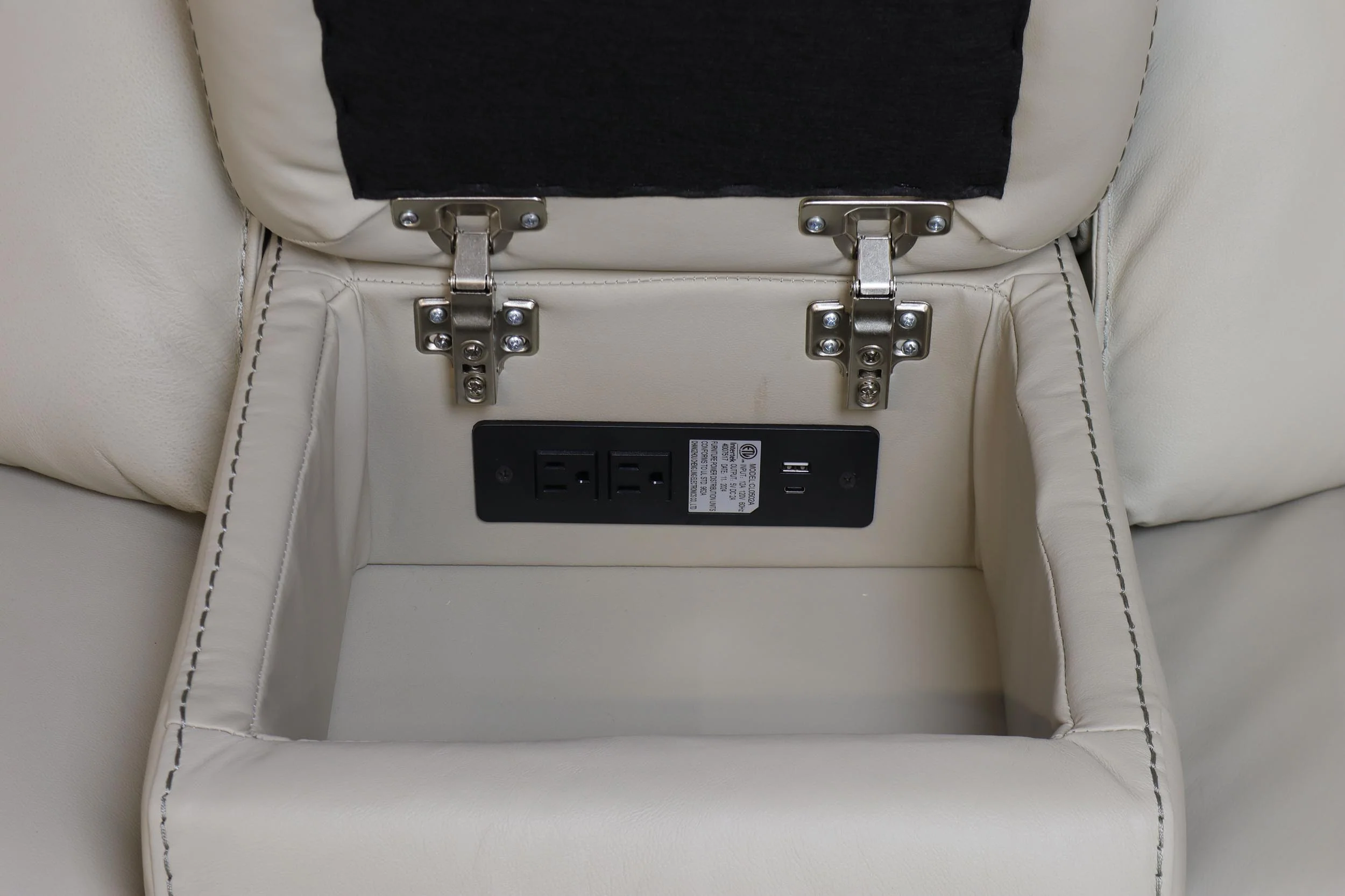 LR7594CM Cream Leather Power Motion Sectional - Image 4