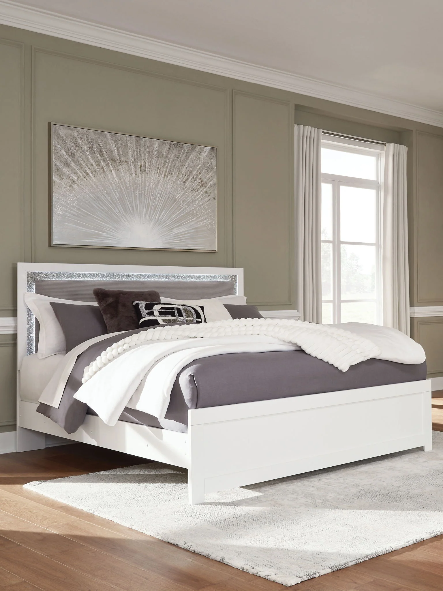 Maeling - King Upholstered Panel Bed - White - Image 4
