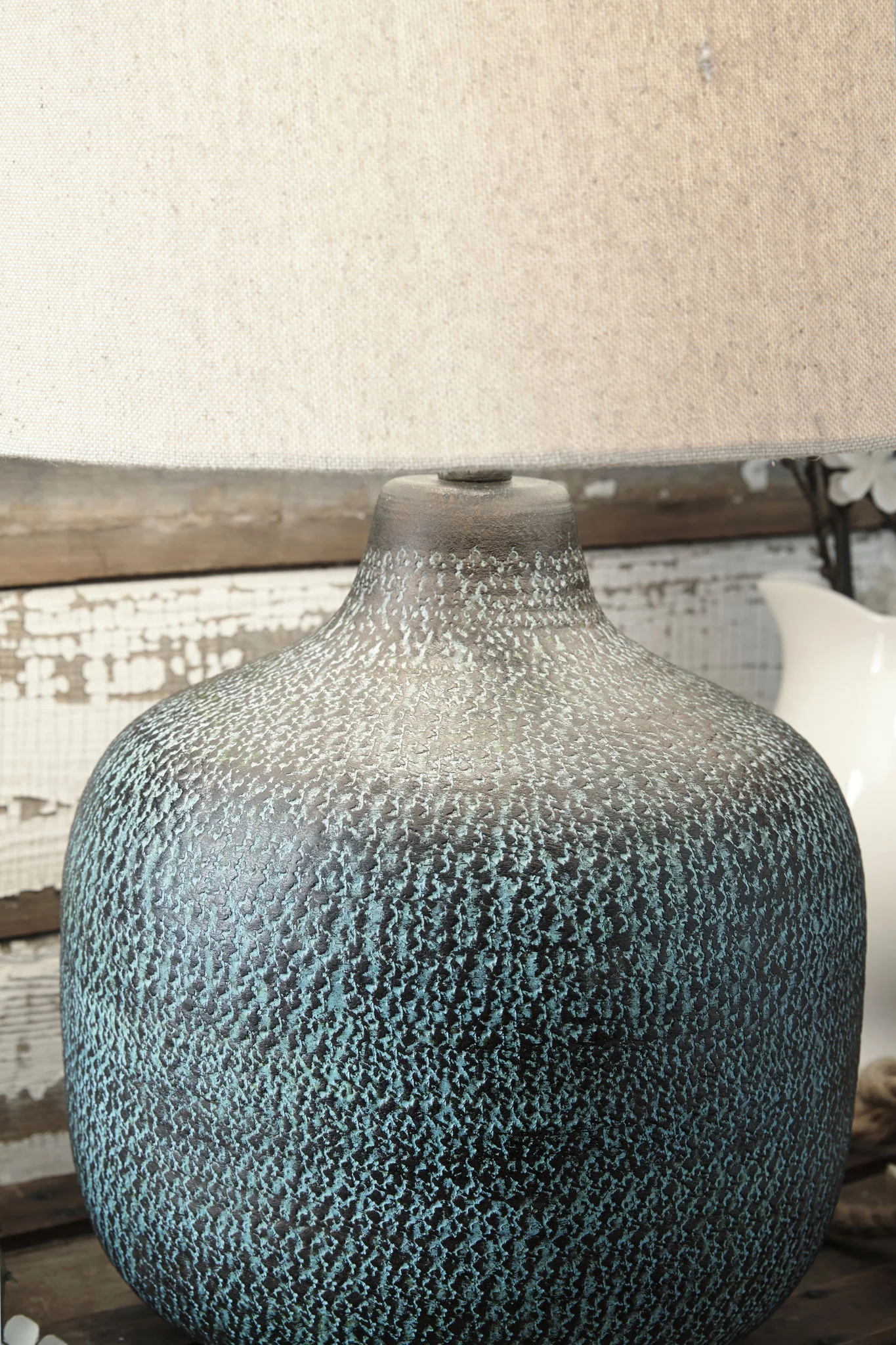 Malthace - Metal Table Lamp  - Patina - Image 2