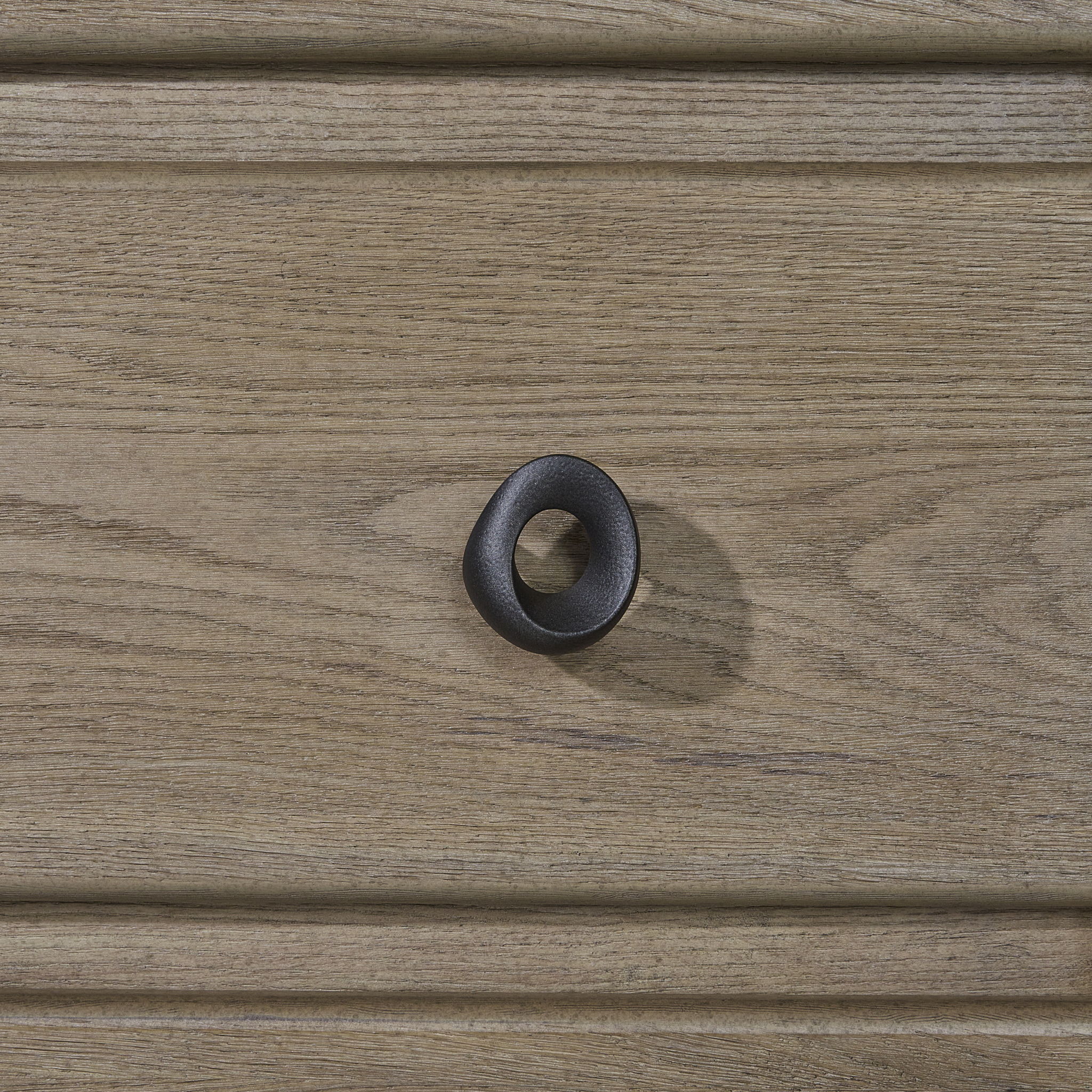 Pagosa - Dresser - English Knotty Oak - Image 2