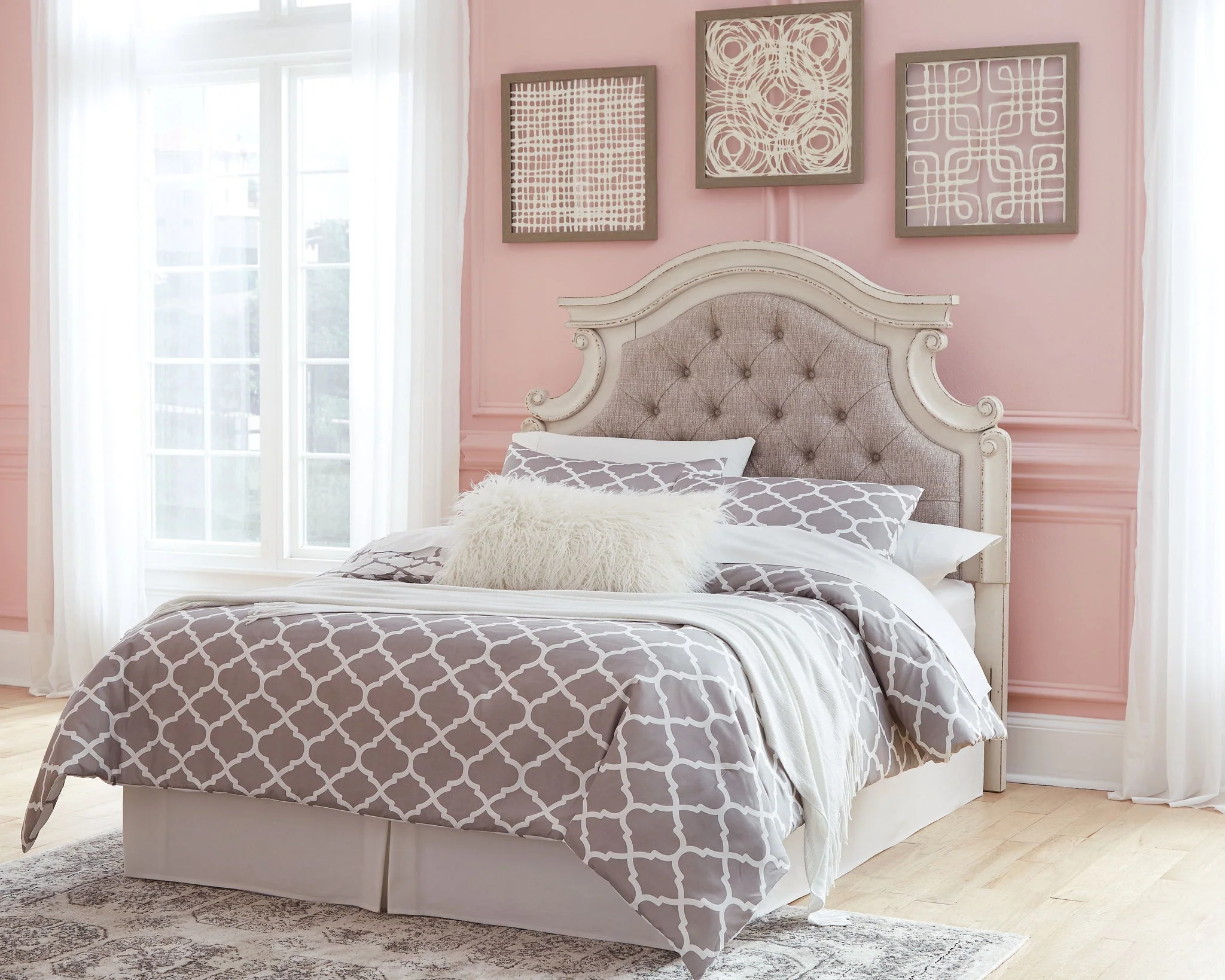 Realyn - Full UPH Panel Headboard - Chipped White - Image 4