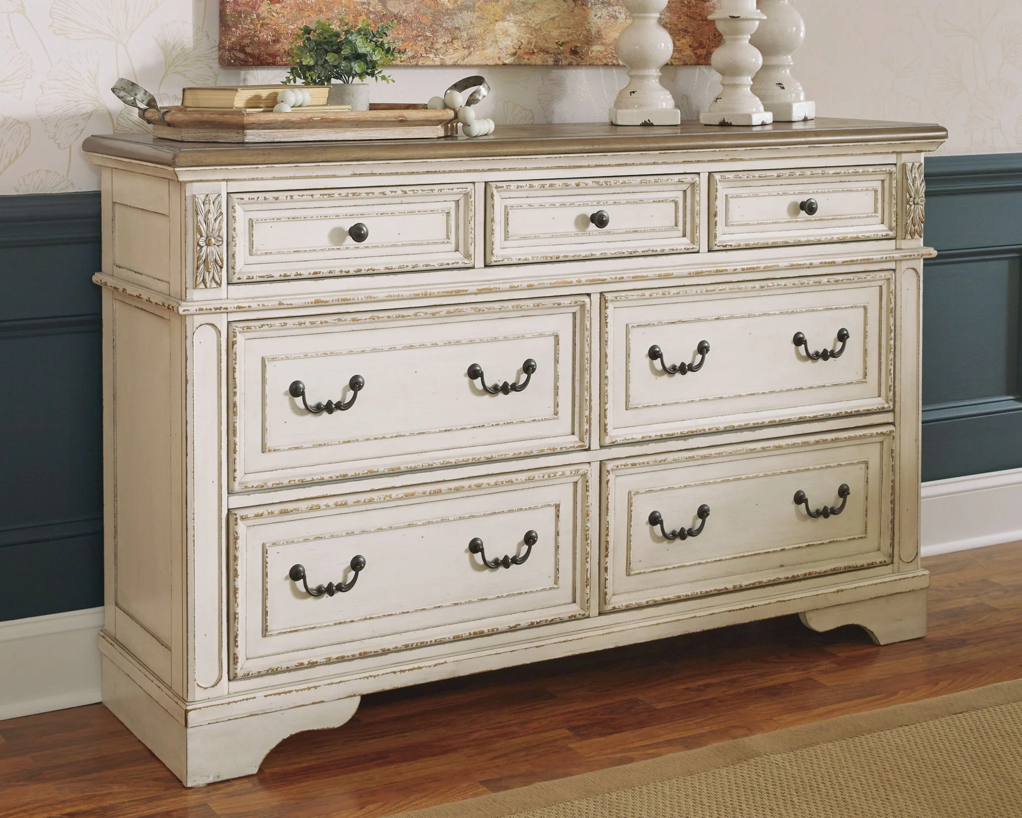 Realyn - Dresser - Image 2