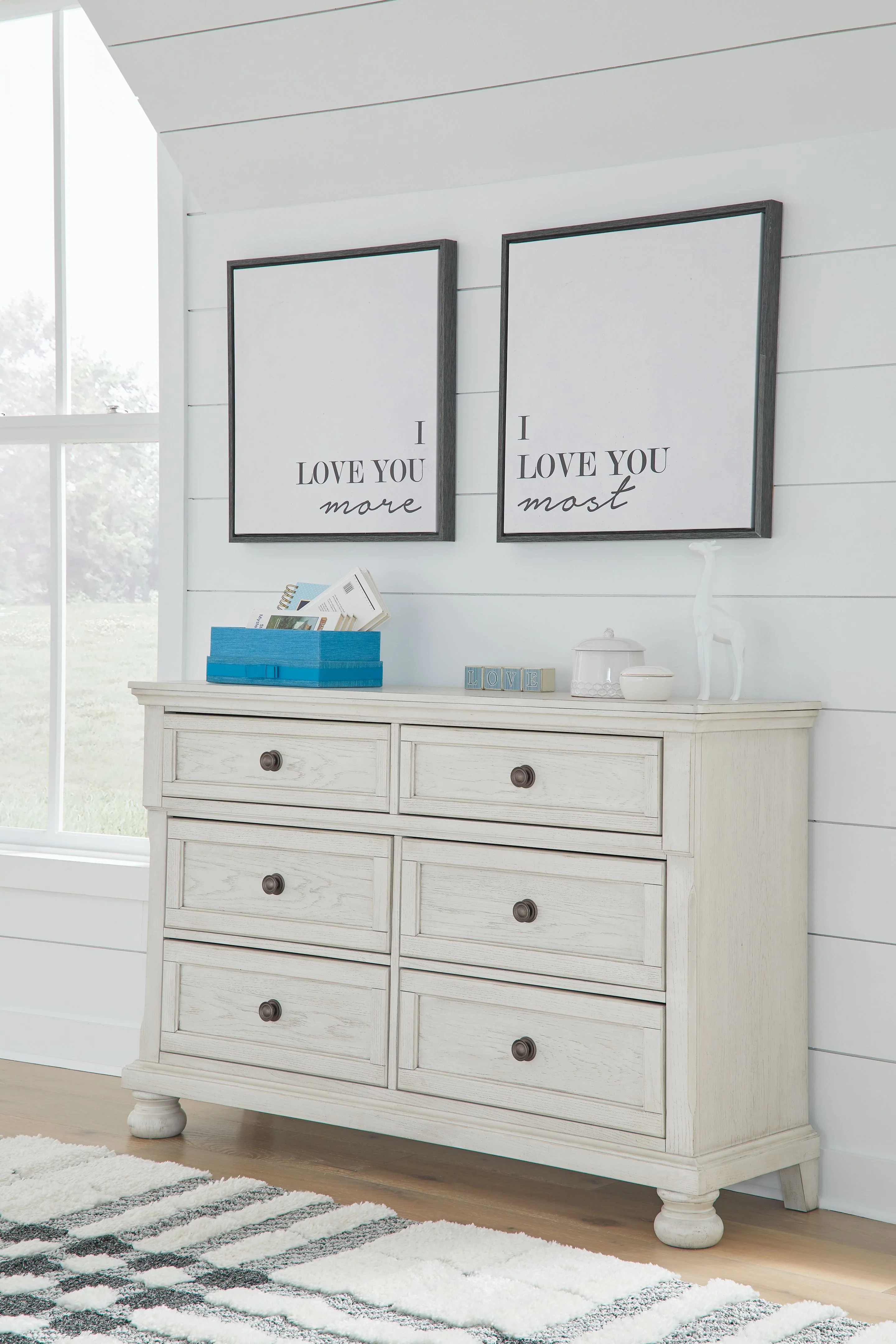 Robbinsdale - Dresser - Image 6