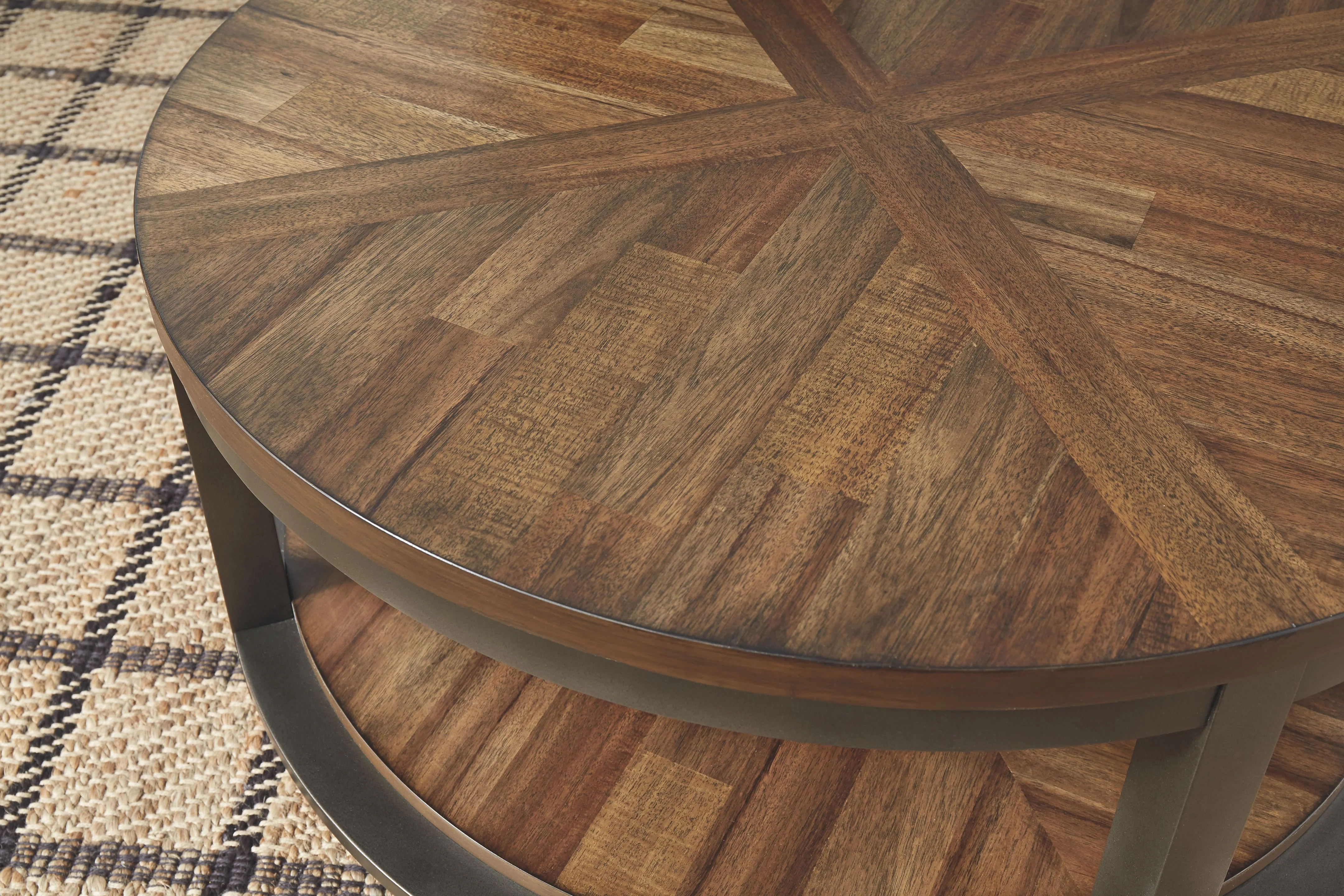 Roybeck - Occasional Table Set (Set of 3) - Light Brown / Bronze - Image 3