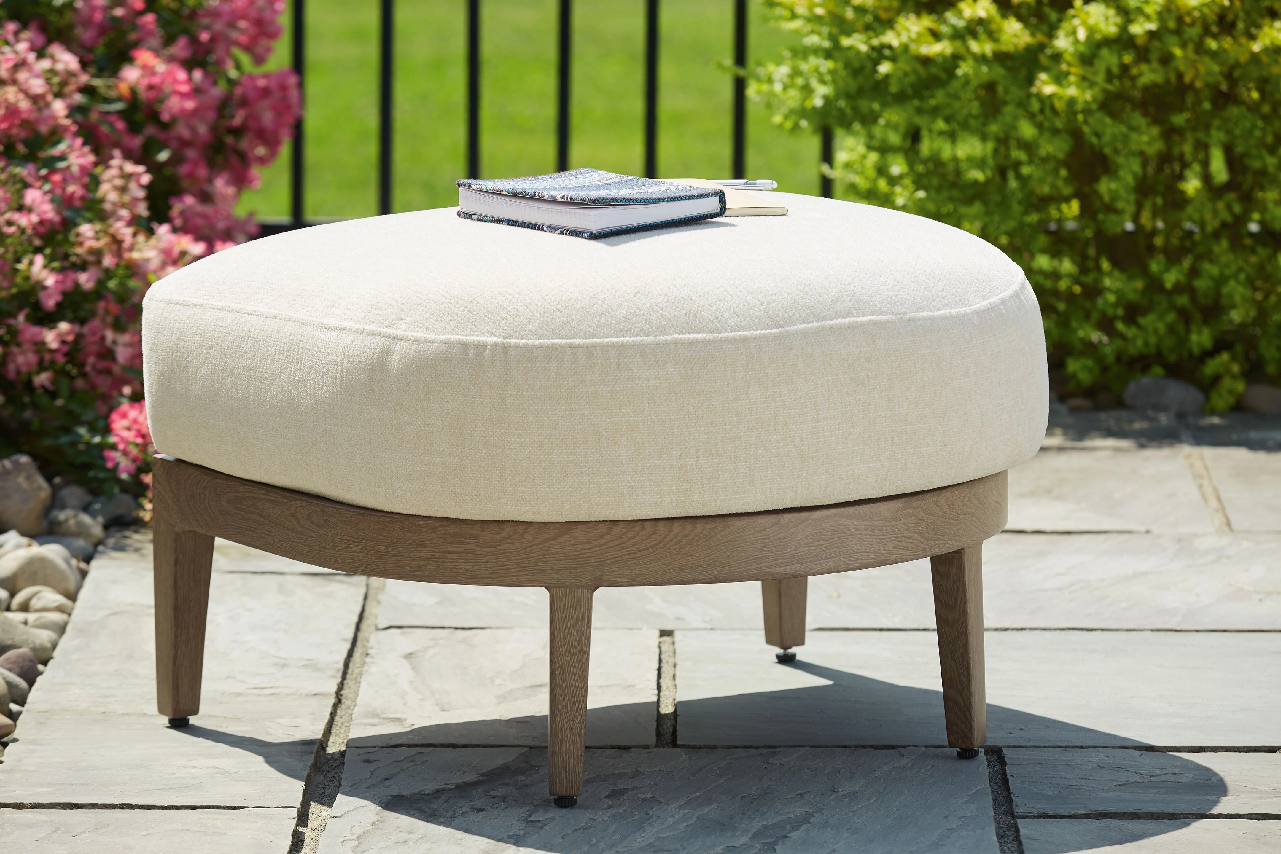 Serene Bay - Ottoman With Cushion - Dark Brown / White - Image 4