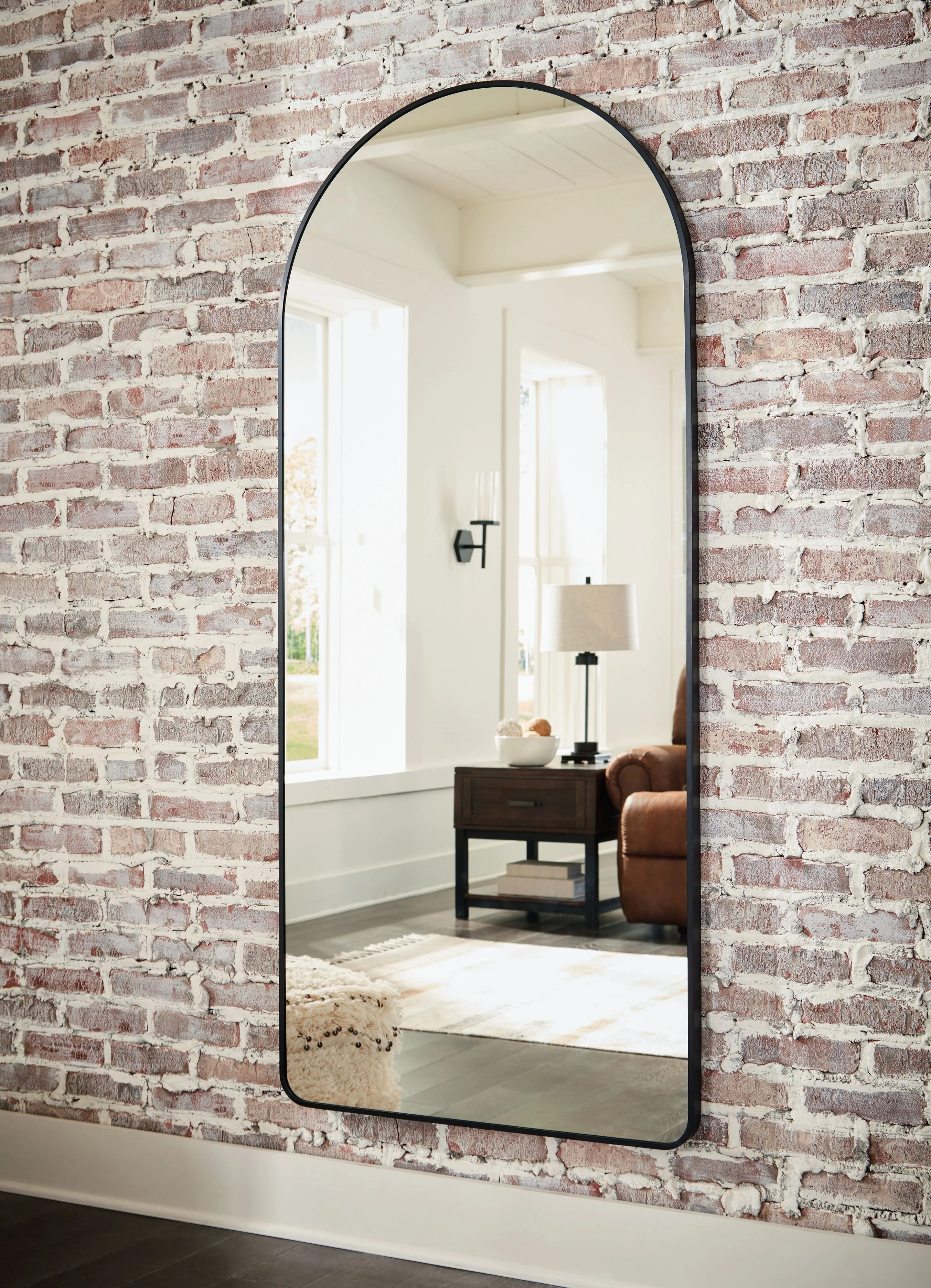 Sethall - Floor Mirror - Black - Image 3