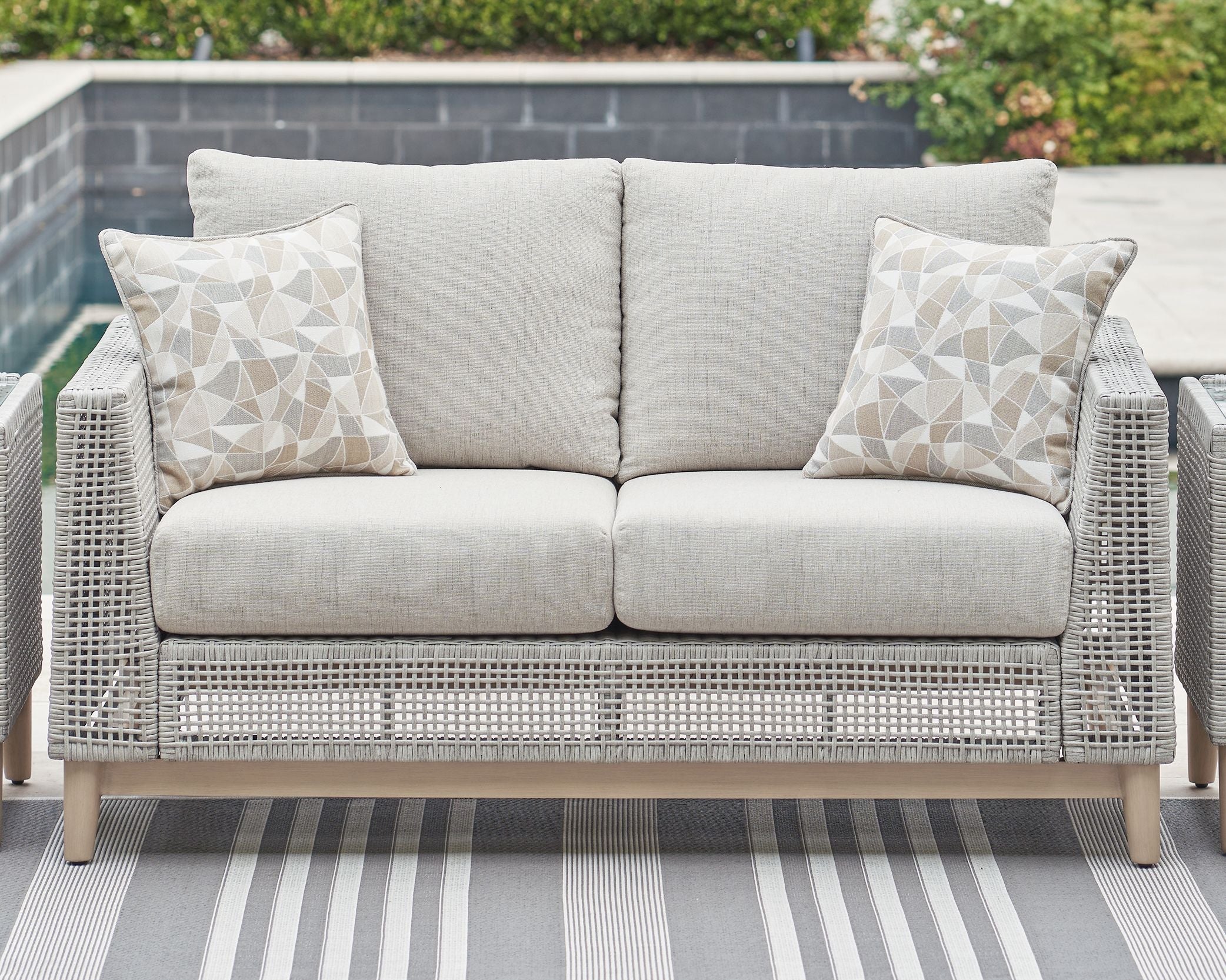 Seton Creek - Loveseat With Cushion - Gray - Image 4