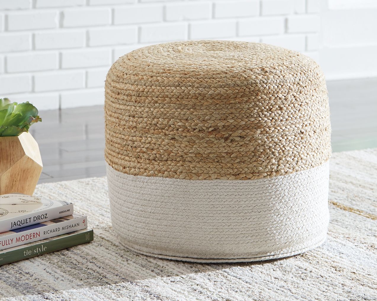 Sweed Valley - Round - Pouf - Image 3
