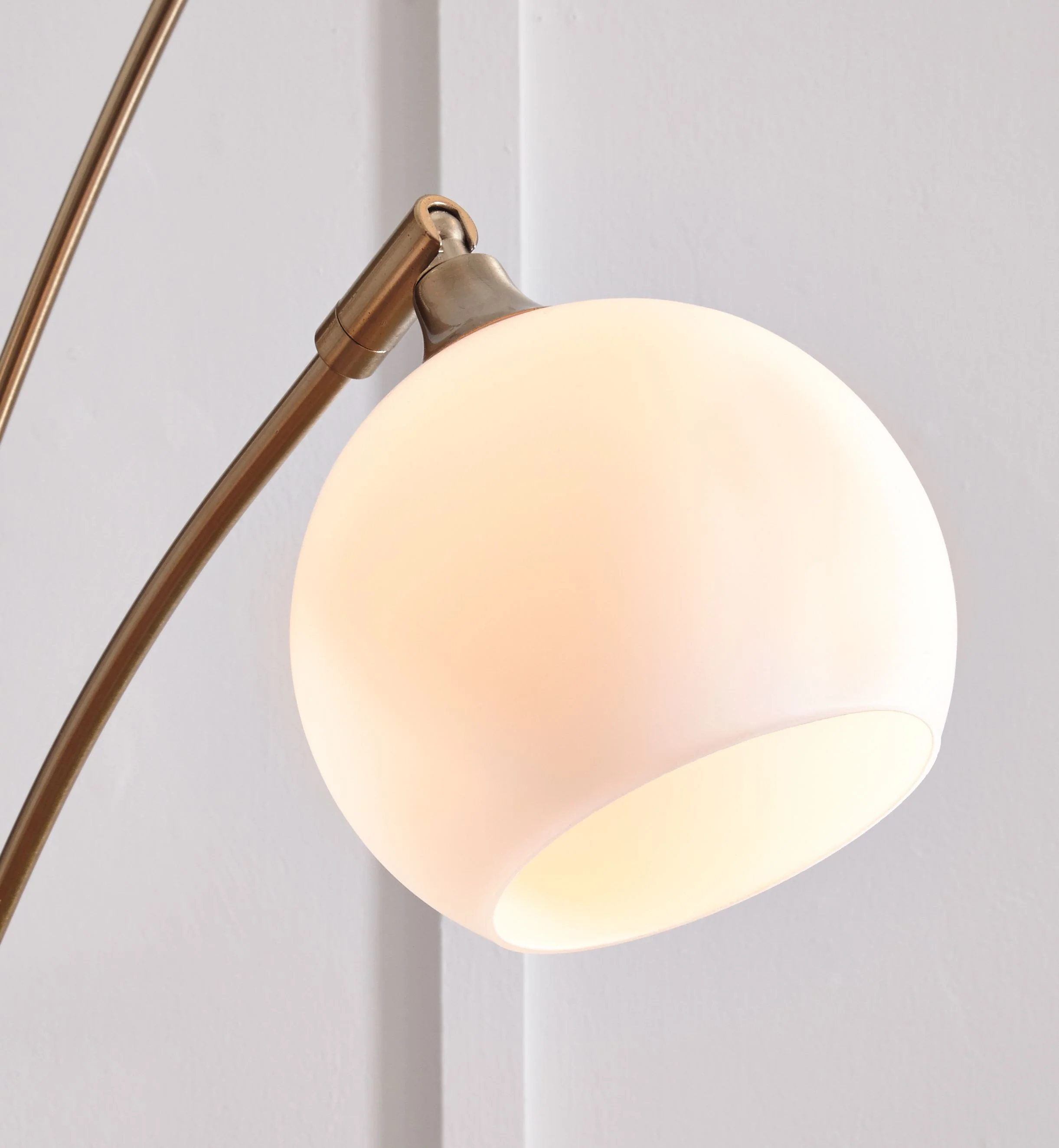 Taliya - Metal Arc Lamp - Champagne / White - Image 2