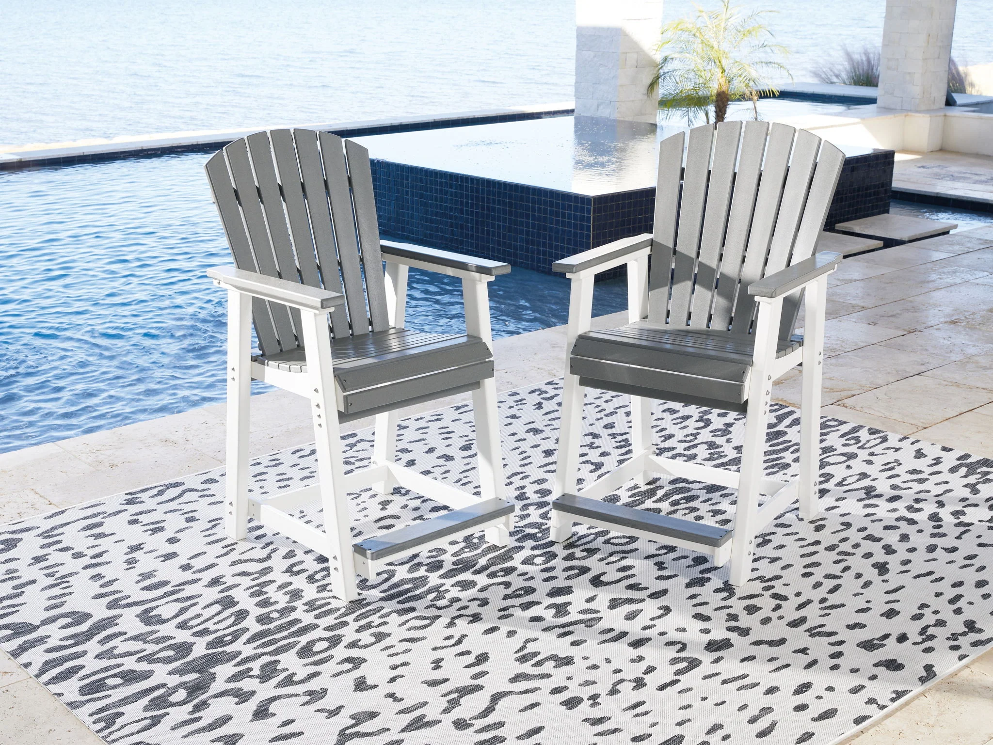 Transville - Barstool (Set of 2) - Gray / White - Image 3