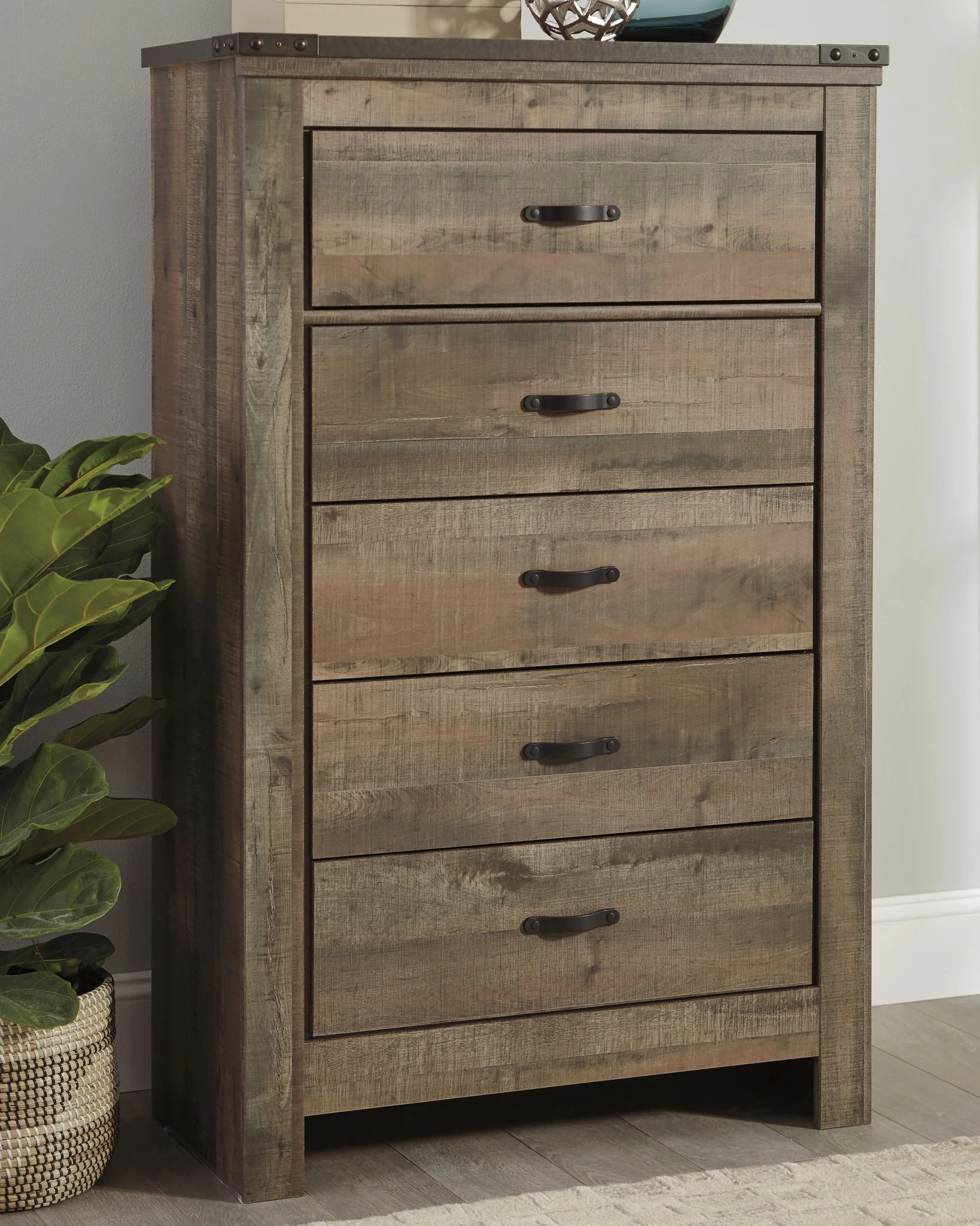 Trinell - Five Drawer Chest - Brown - Image 3