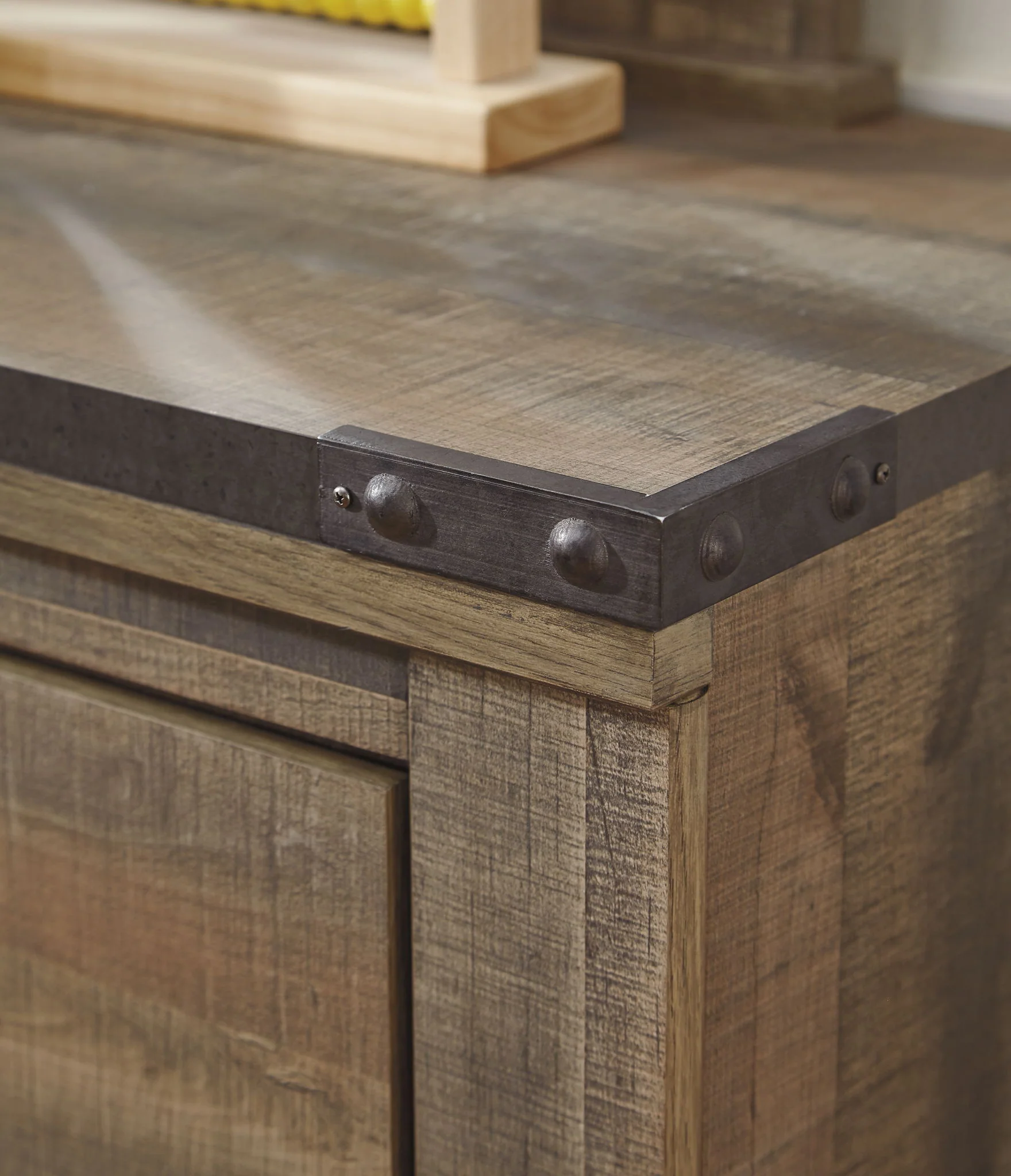 Trinell - Five Drawer Chest - Brown - Image 4