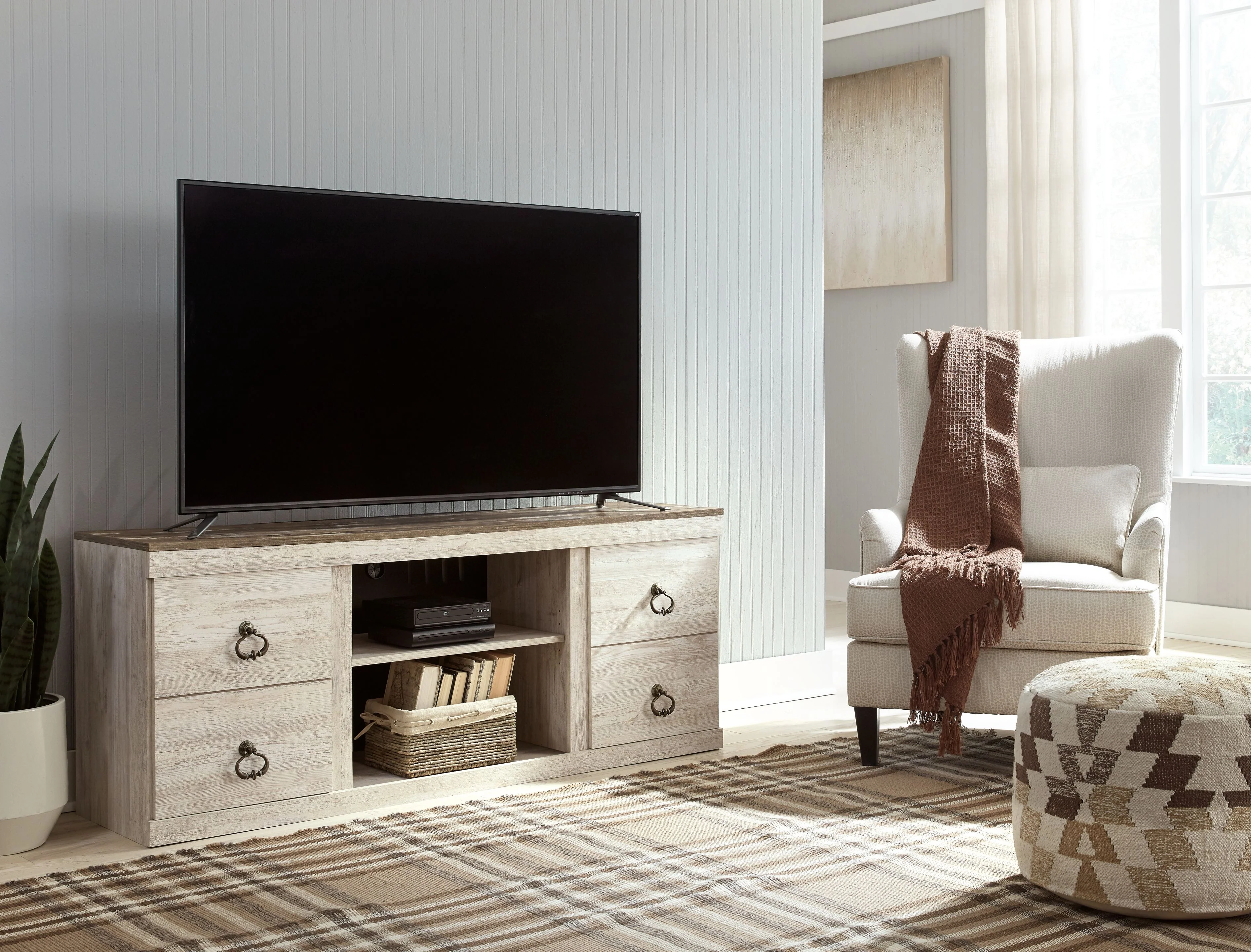 Willowton - TV Stand With Fireplace Option - Image 4
