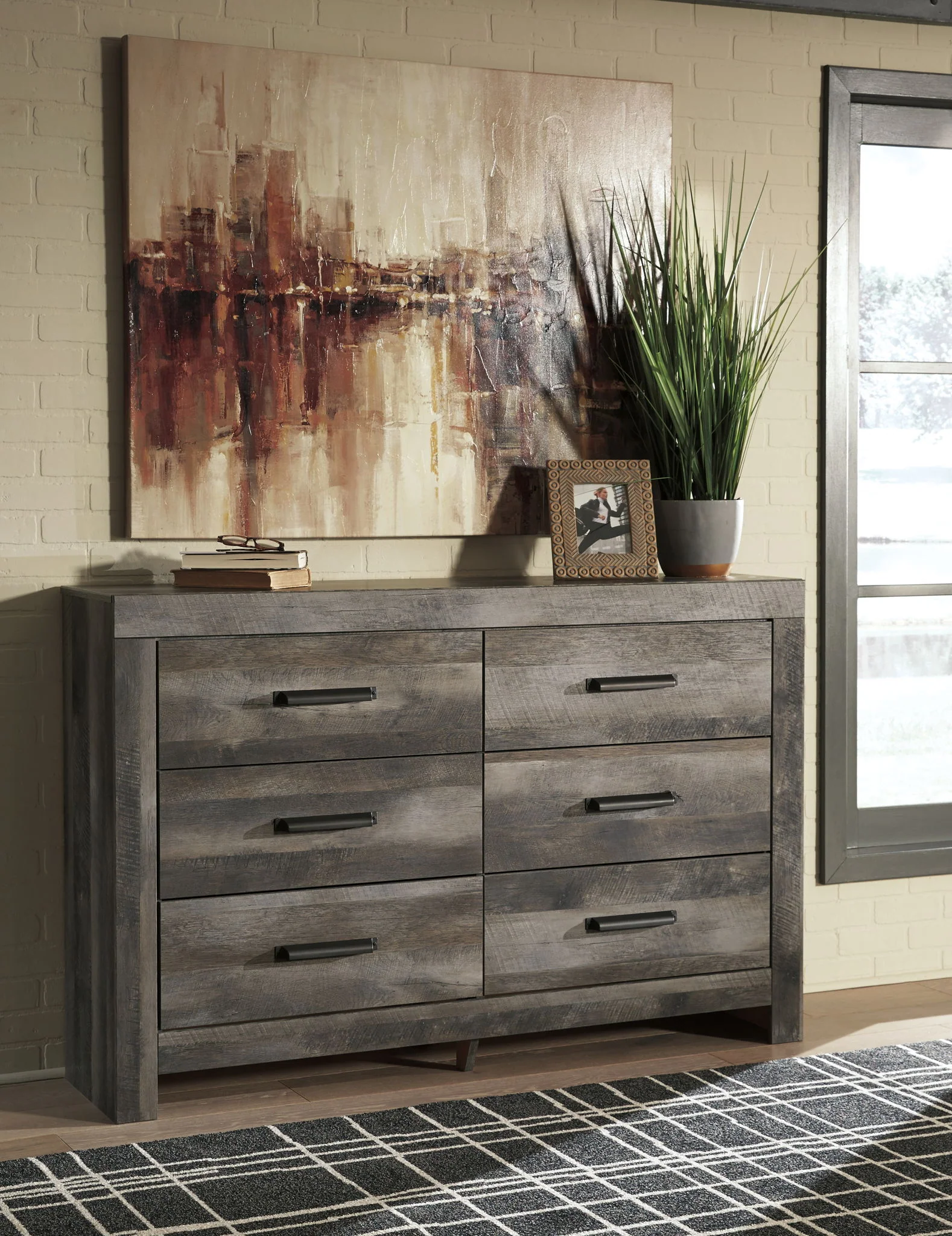 Wynnlow - Dresser - Image 3