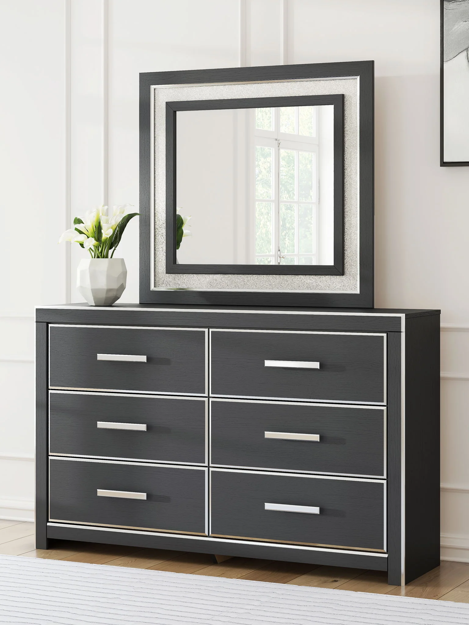 Zuraleus - Six Drawer Dresser - Image 5